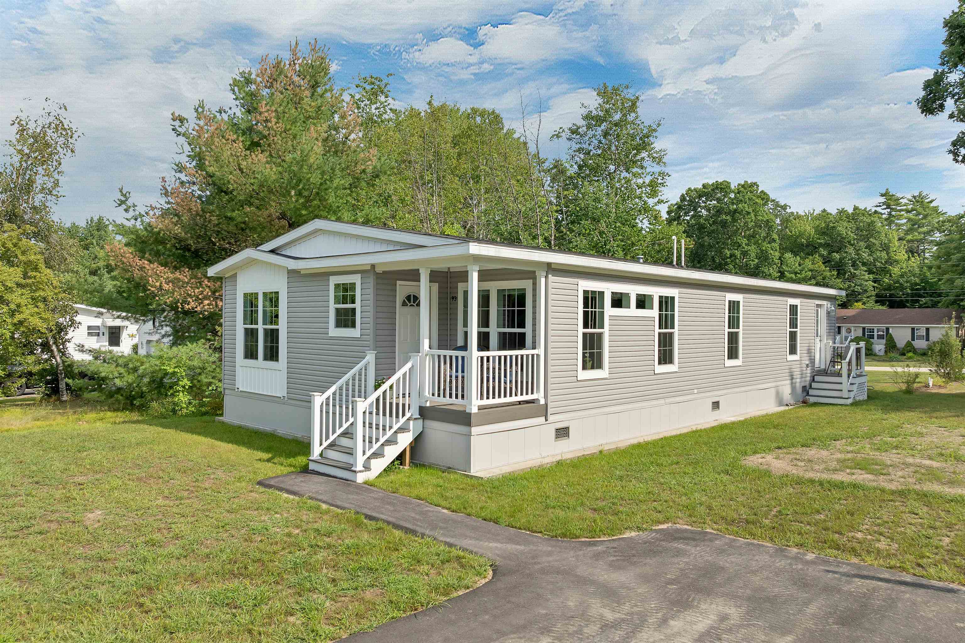 93 Osprey Rd, Alton, NH 03809