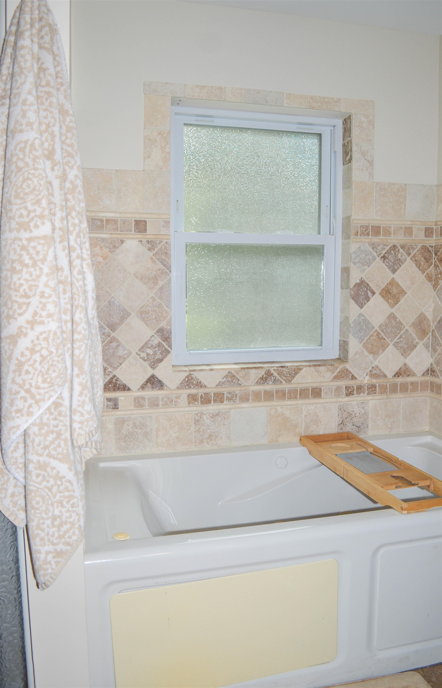 17 Brown St, Keene, NH 03431
