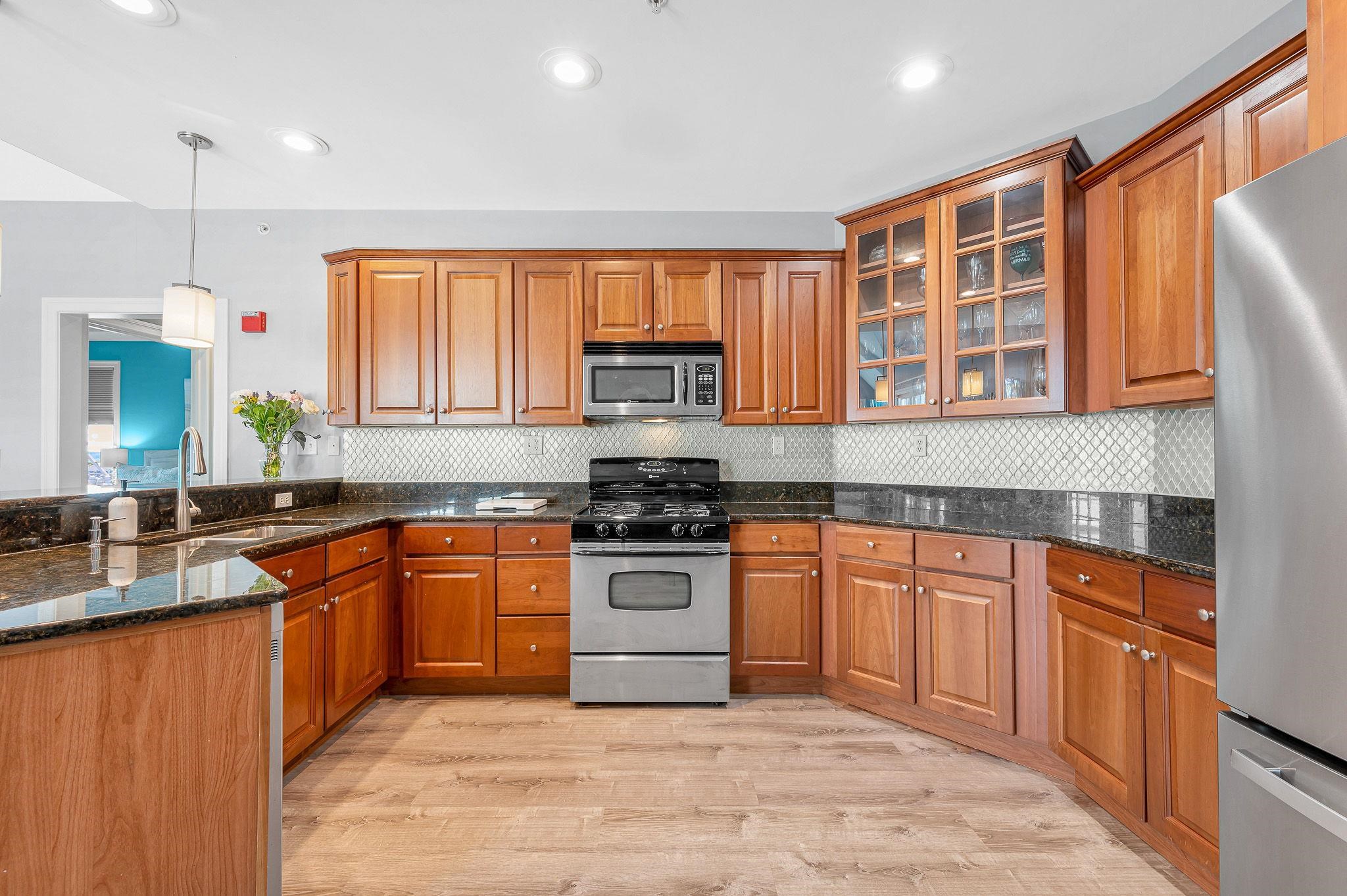 22 K K St #301, Hampton, NH 03842