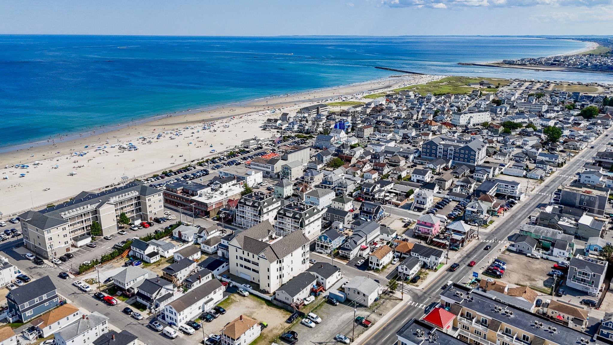 22 K St #301, Hampton, NH 03842