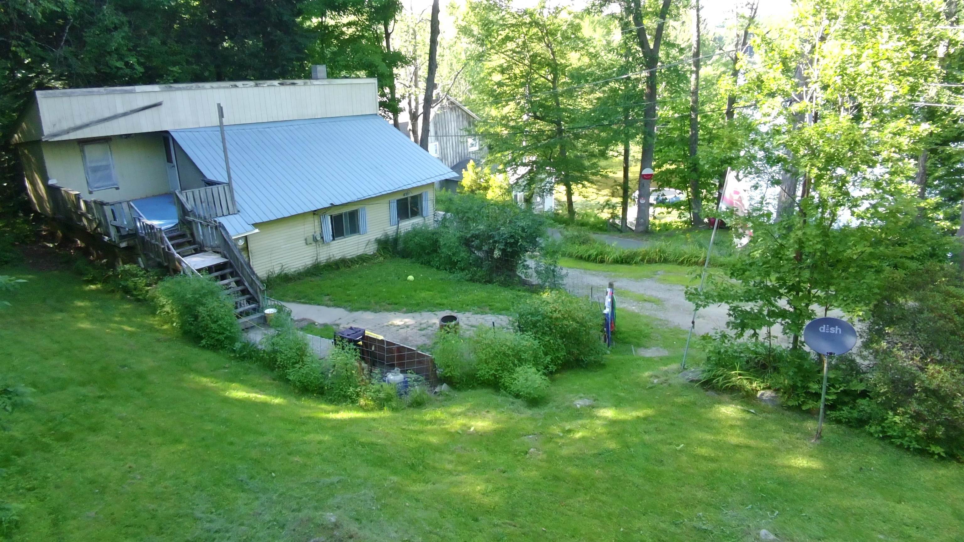 219 Cescent Lake Rd, Acworth, NH 03773