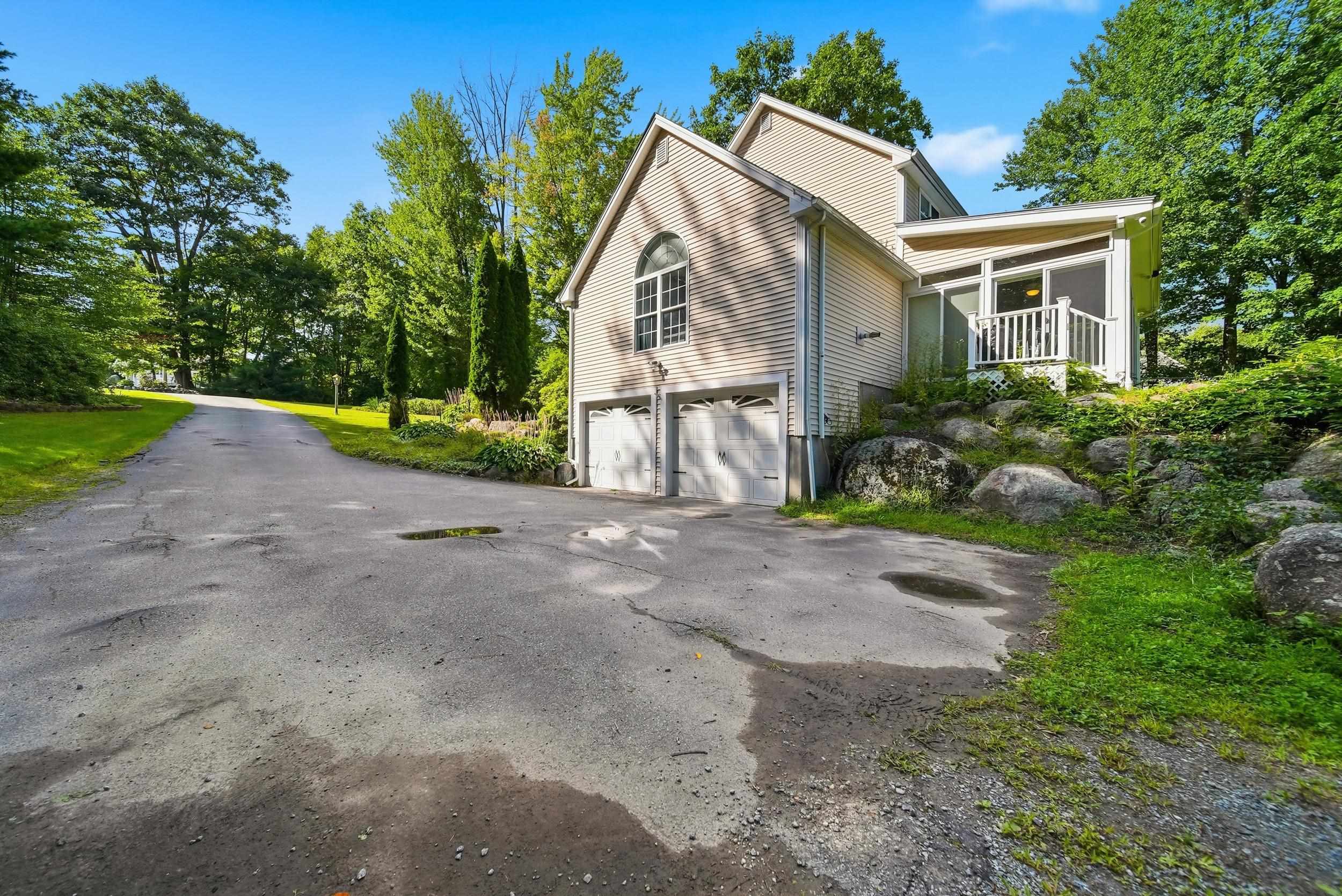 28 Chelsea Court, Henniker, NH photo 2