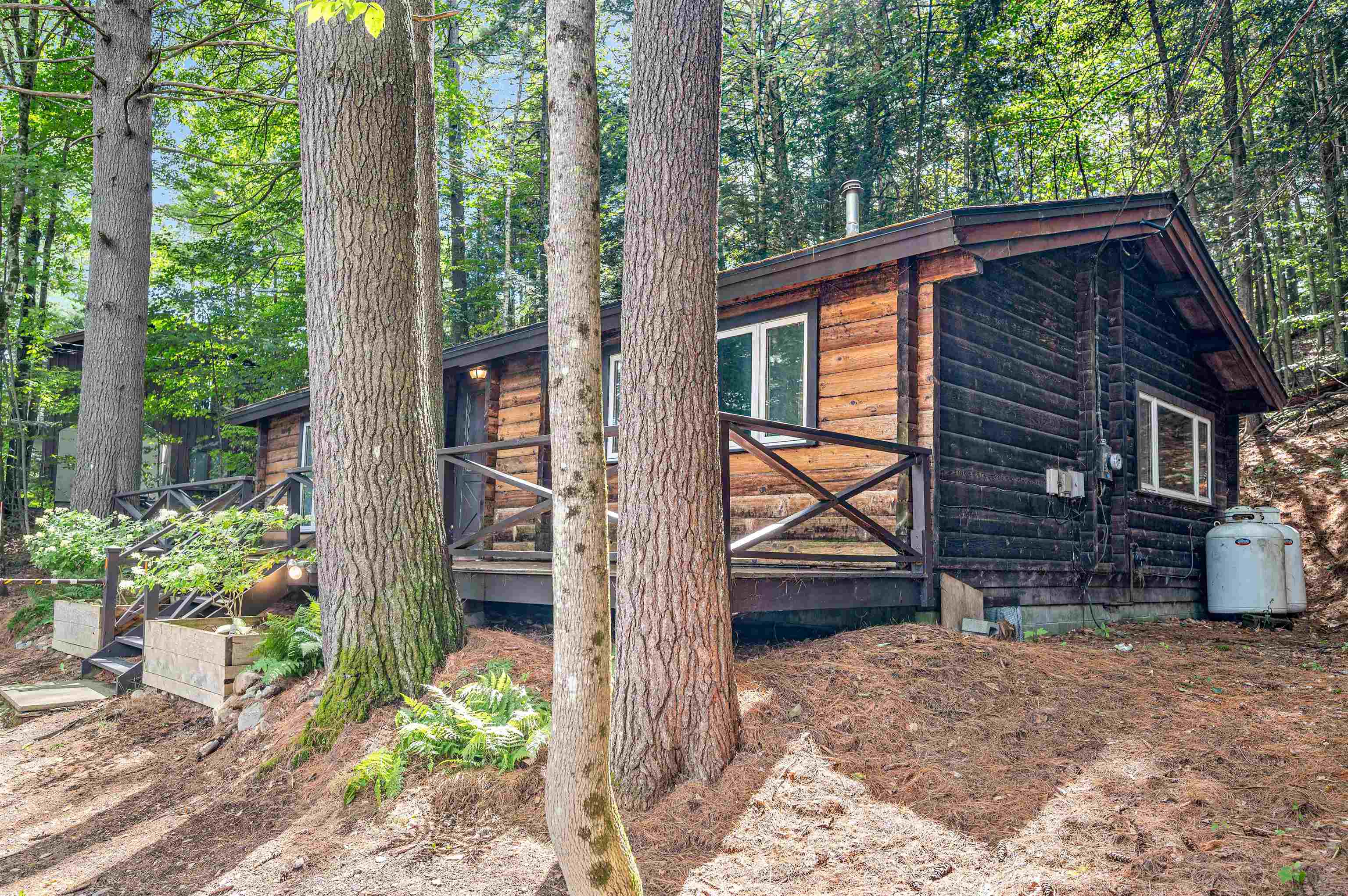 3rd image of 17 Middle Pines Rd, Warren, VT 05674 | MLS# 5105269