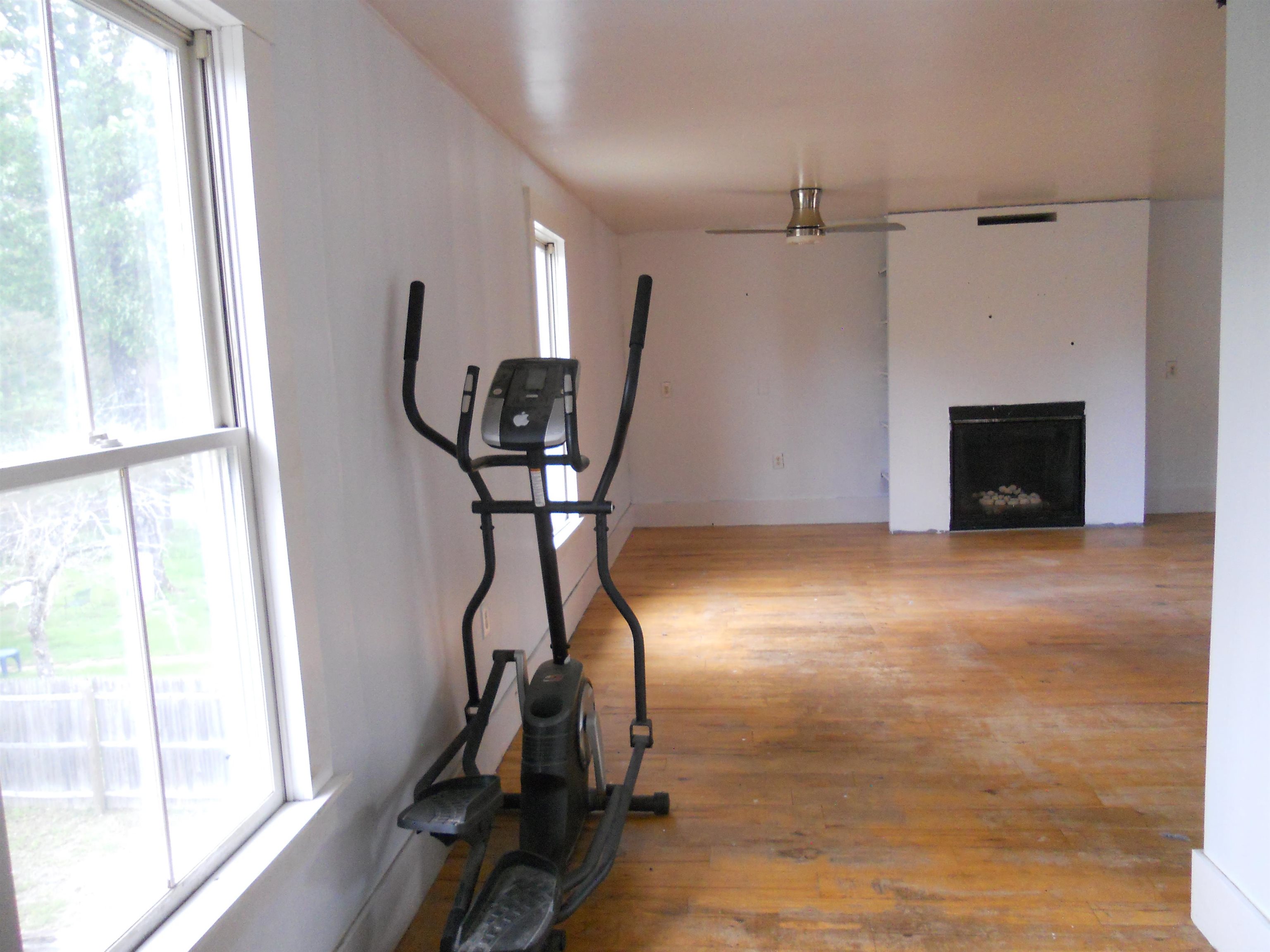 Beautiful Hardwood Floors 26012071