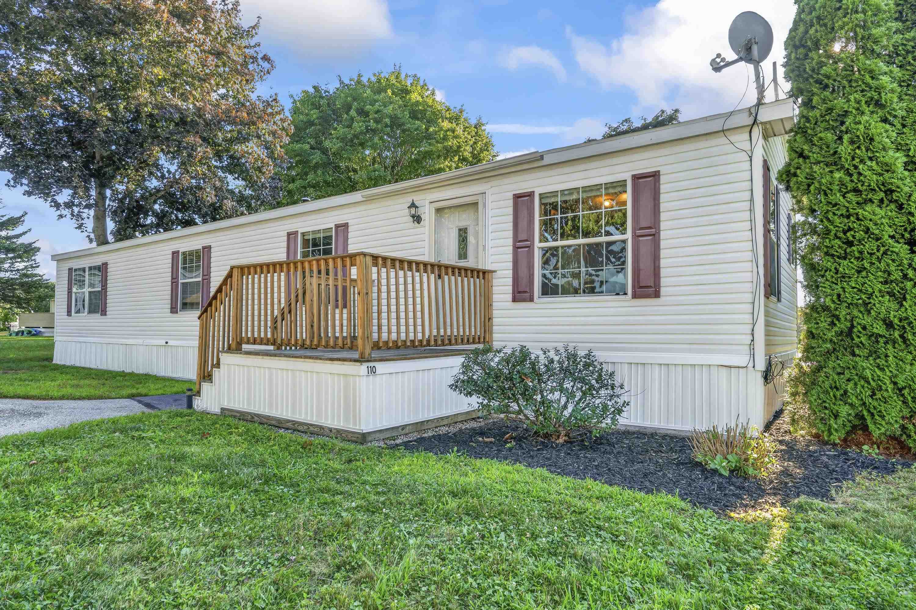 2nd image of 110 Blackberry Pl, Kittery, ME 03904 | MLS# 5105322