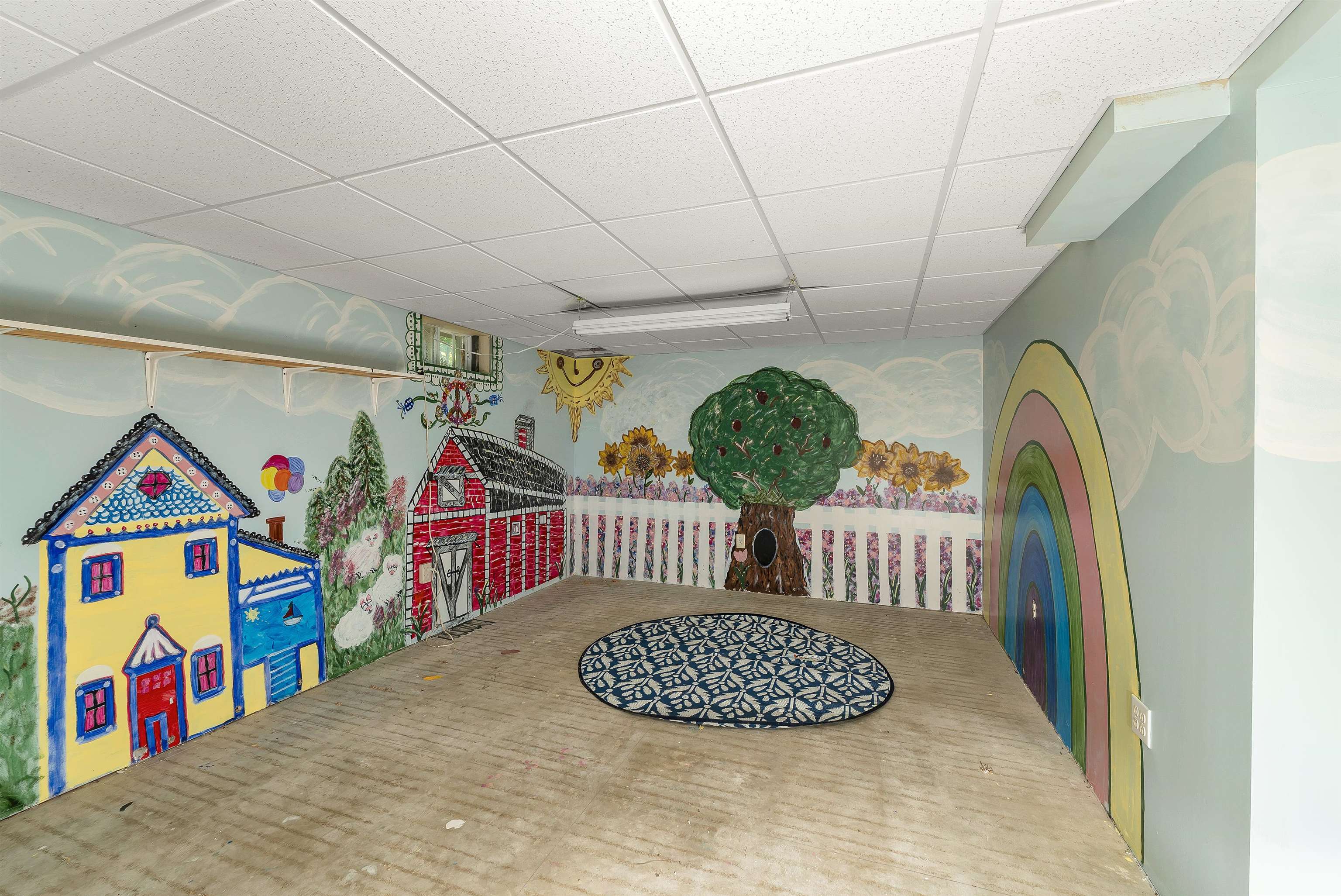 room finished in basement :)