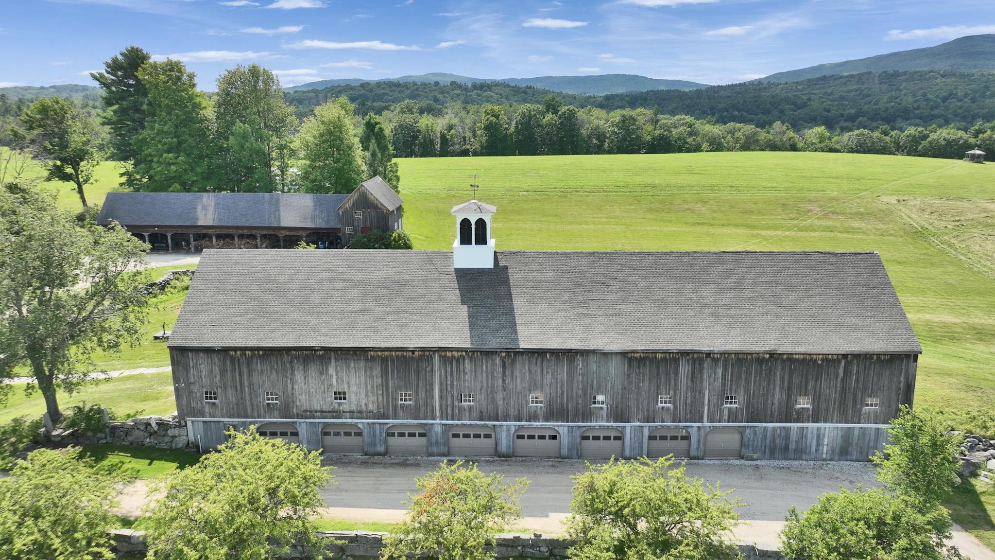 37 Old County Farm Rd, Wilton, NH 03086
