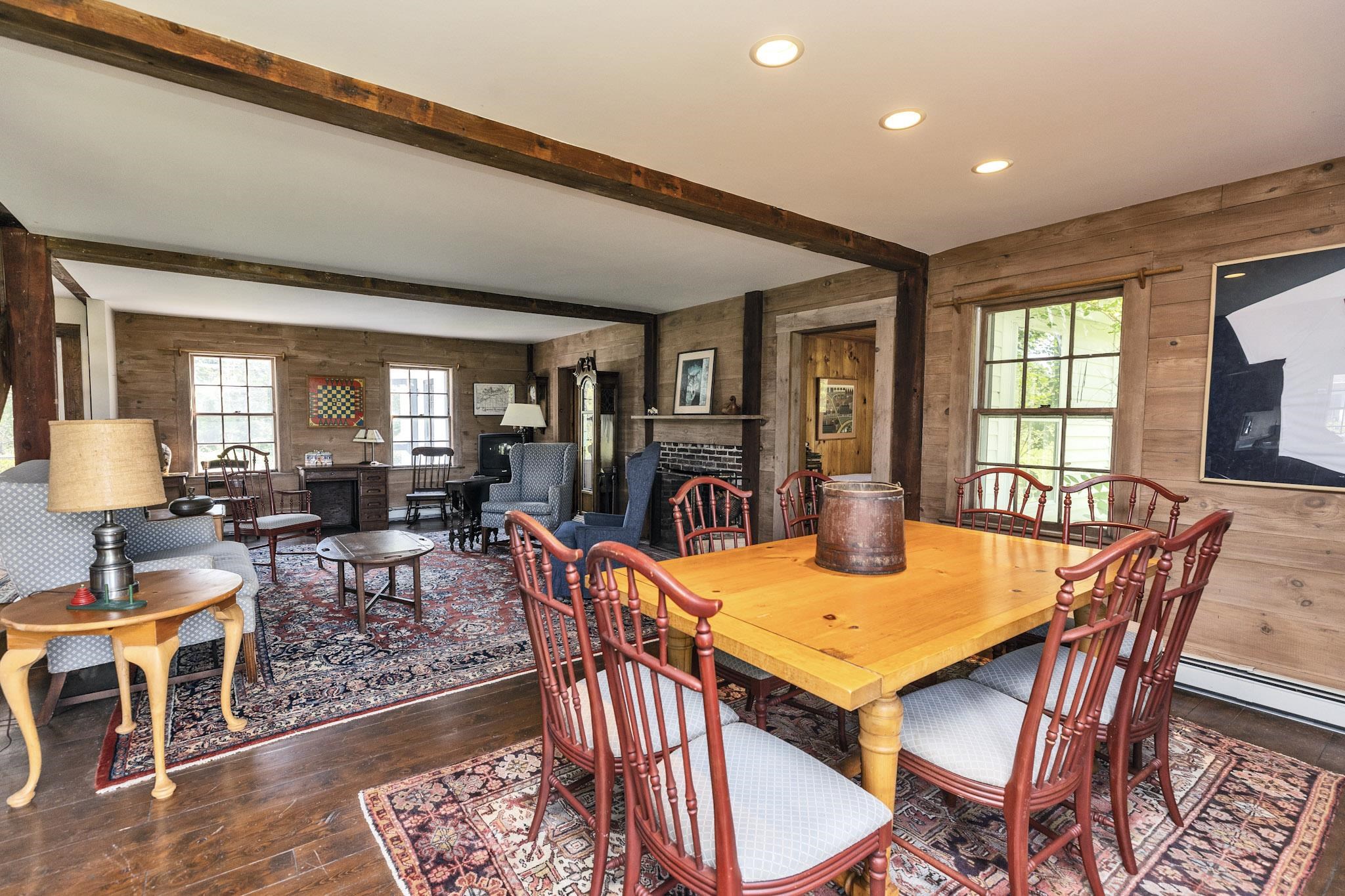 Dining/living area