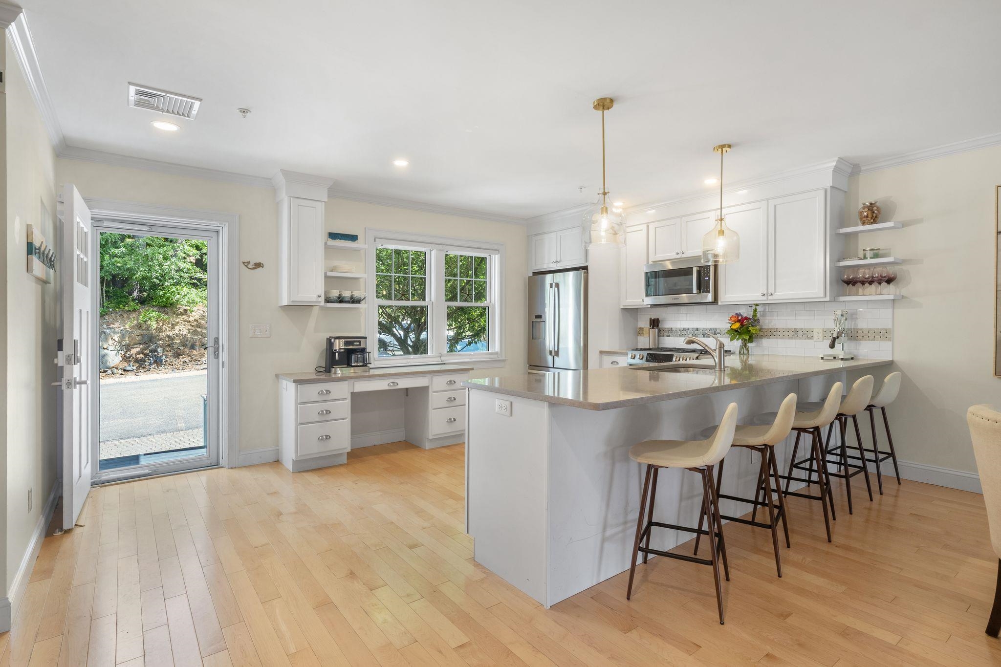 2nd image of 42 State Rd #203, Kittery, ME 03904 | MLS# 5105396