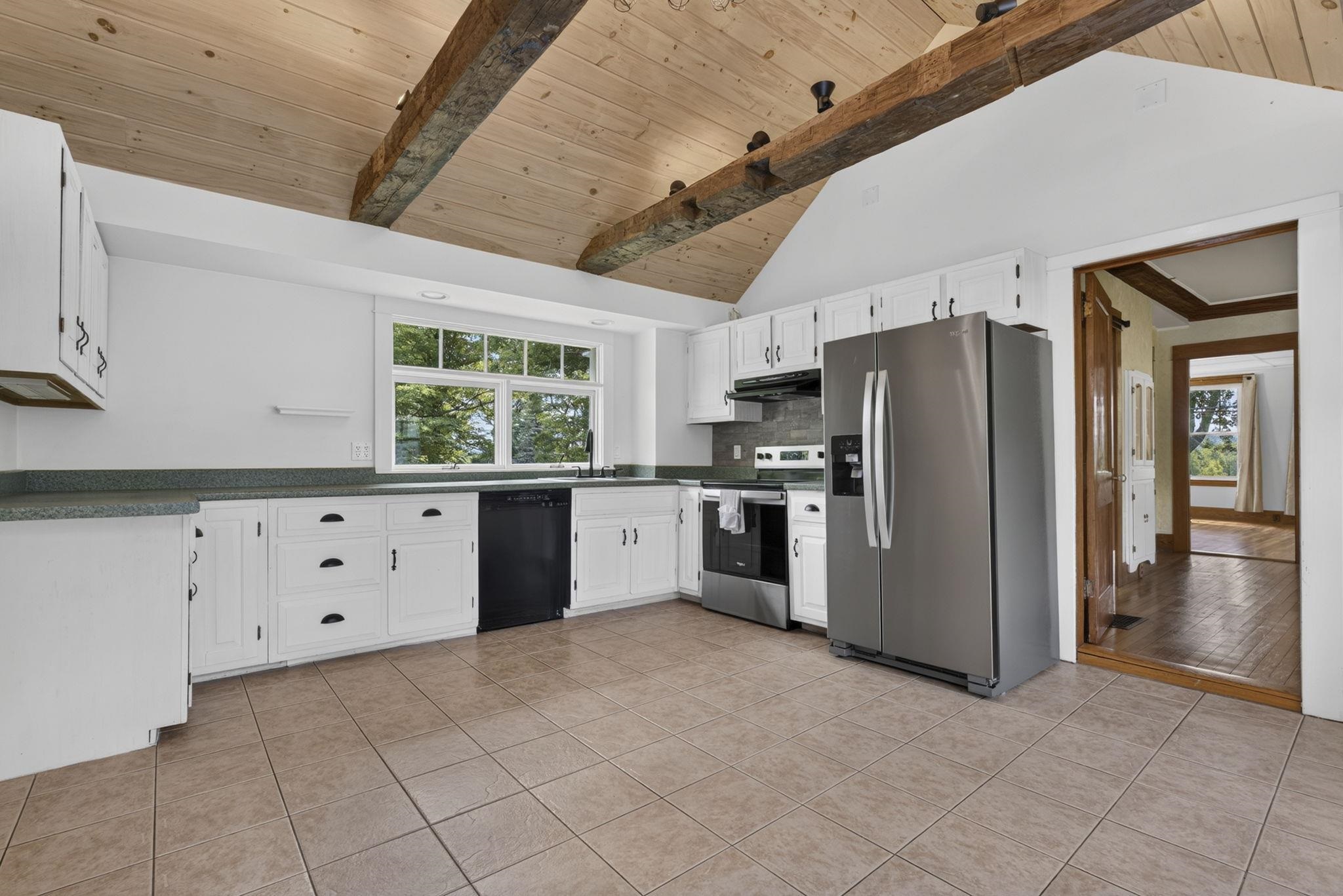 Kitchen with eat in dining space 26017603