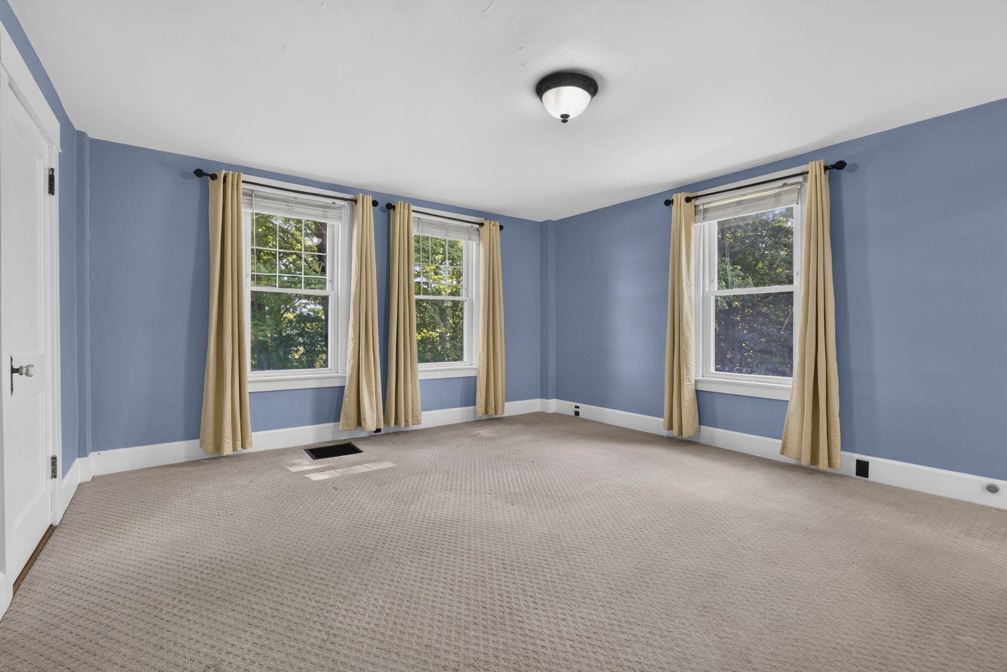 Primary 1st floor 26017576
