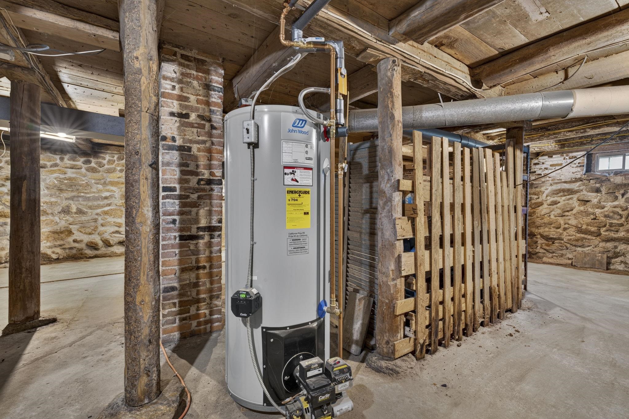 Basement - water heater 26017557