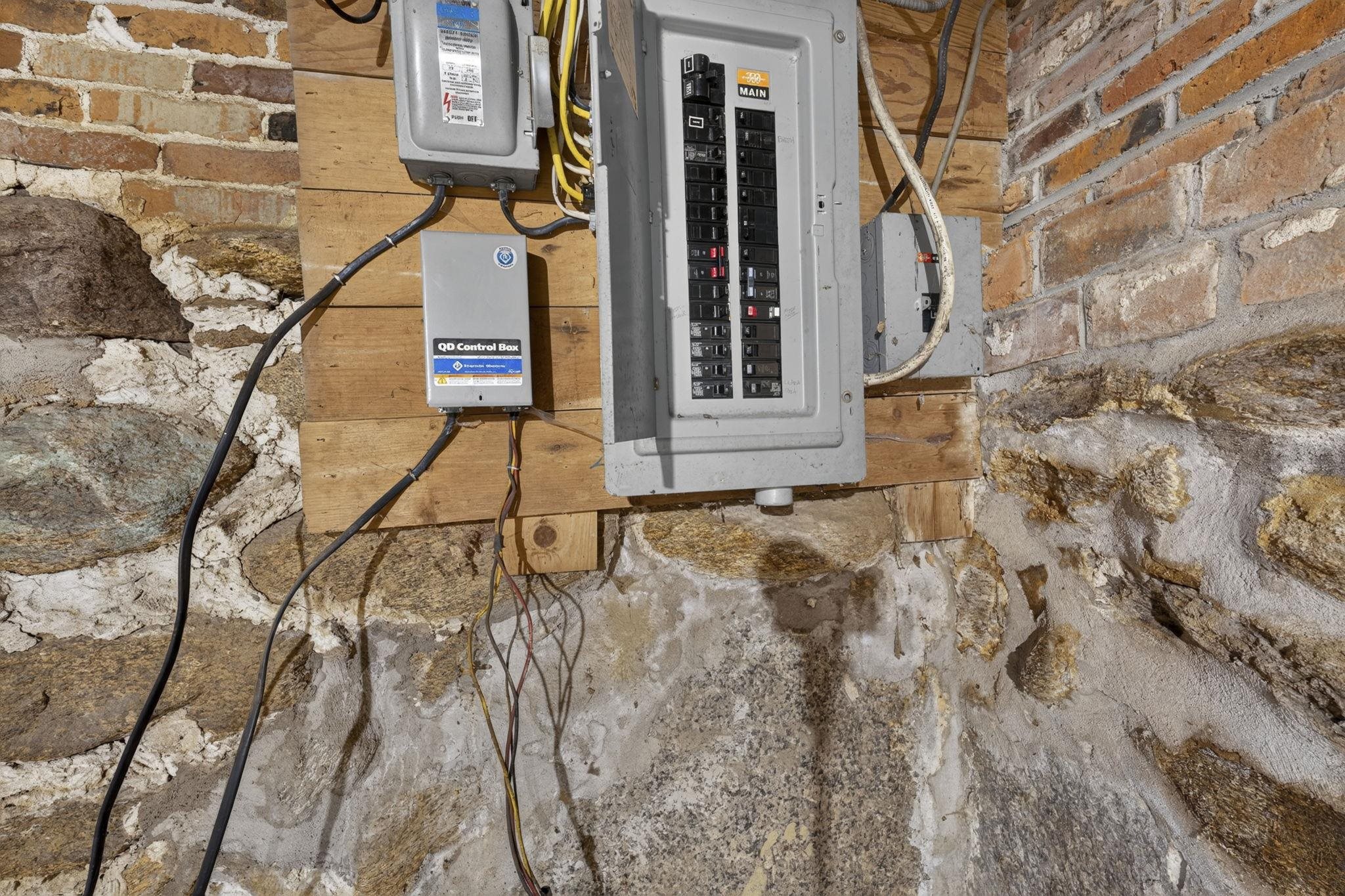 Basement electic paanel 26017558
