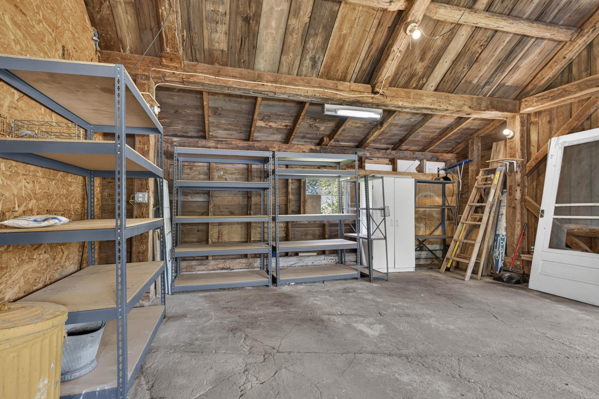Basement shelving 26017607