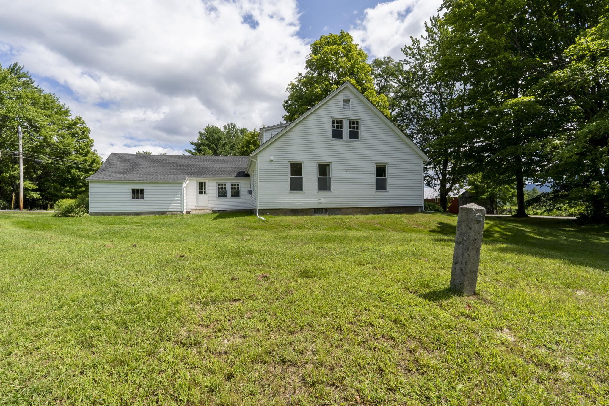 Back yard view to house 26017549