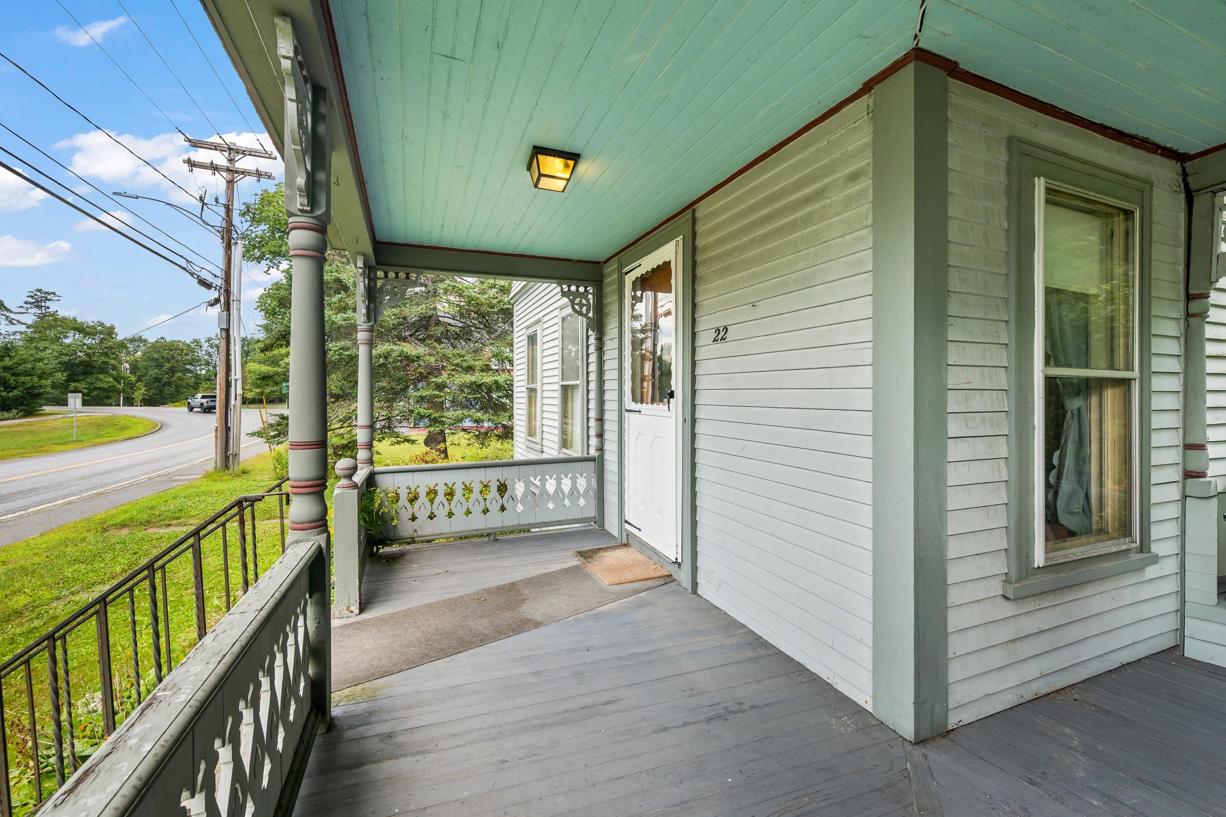 22 Prospect St, Lancaster, NH 03584