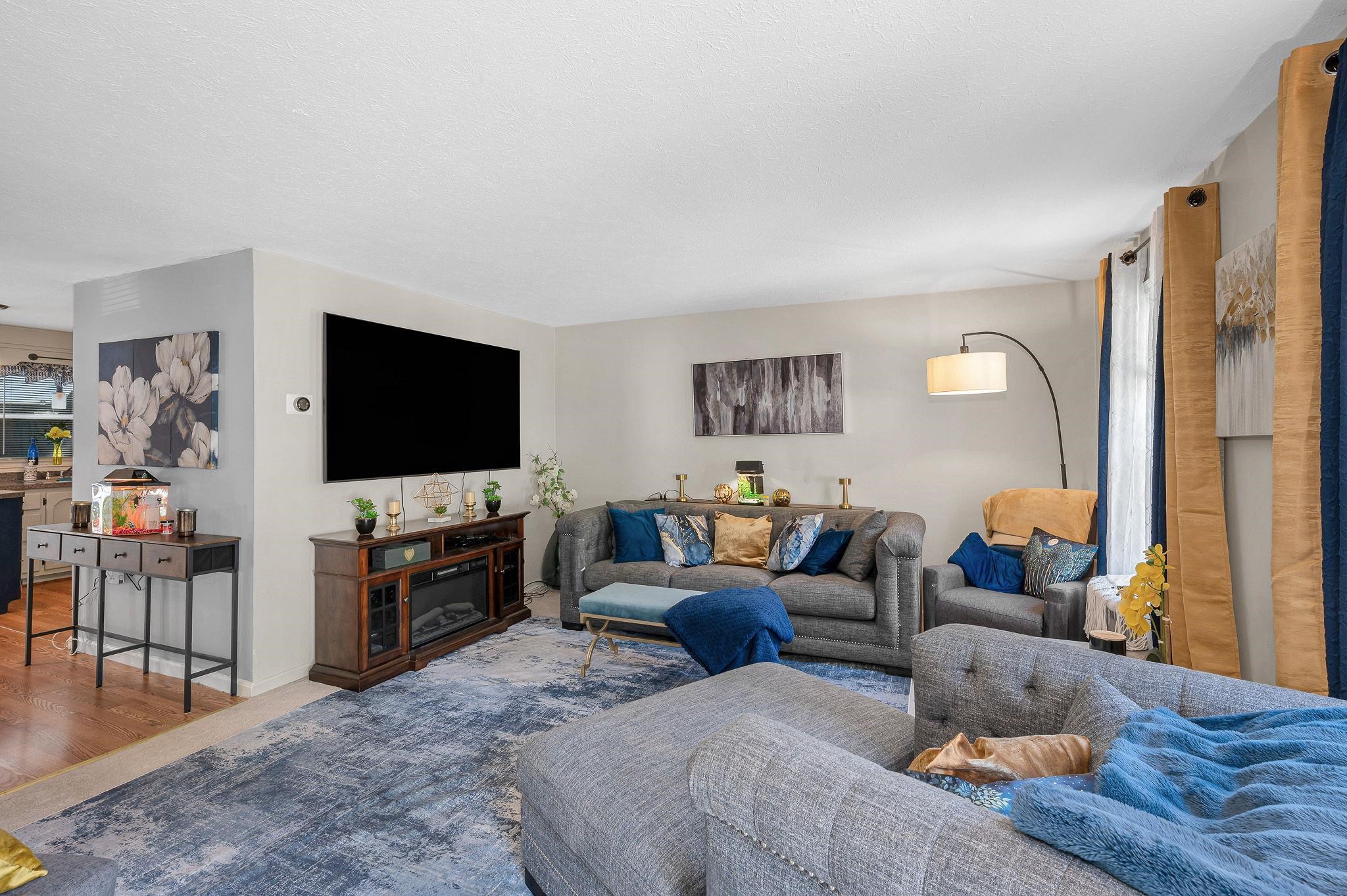 Photo 2 of Condo for sale at 56 Burgundy Dr, Nashua, NH 03062 | MLS# 5105498 | Listing updated on 2026-09-16