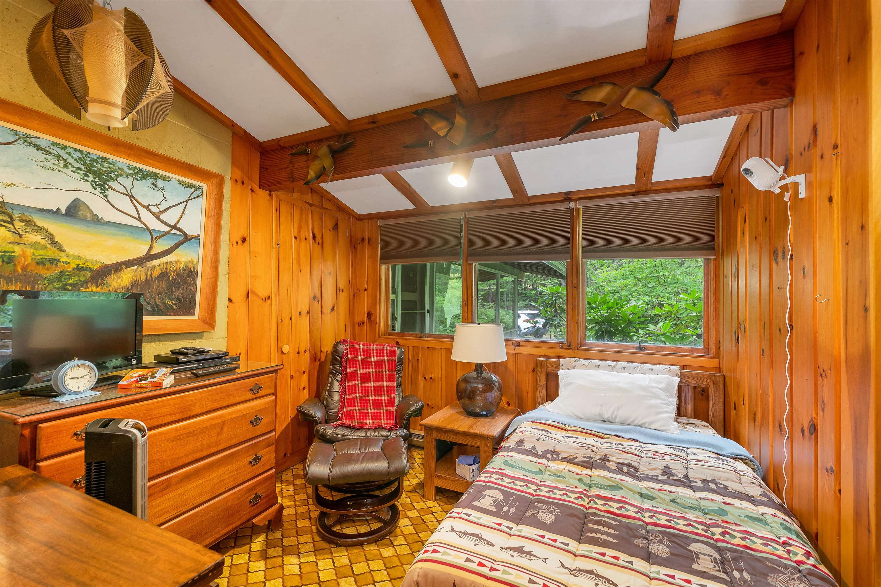 THE THIRD BEDROOM IS SMALLER BUT GREAT FOR KIDS OR GUESTS.