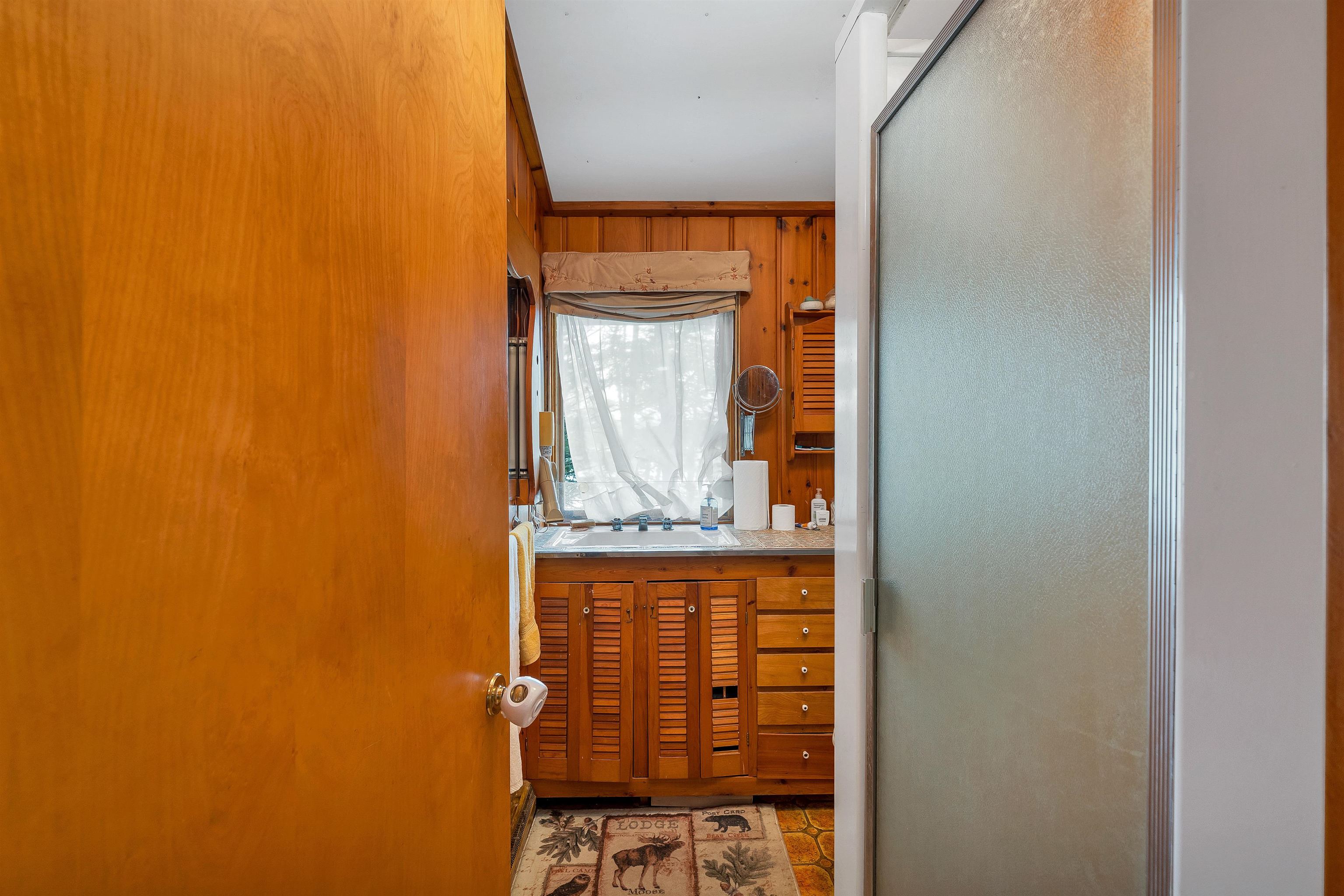 THERE IS A 3/4 BATHROOM IN THE BEDROOM AREA.