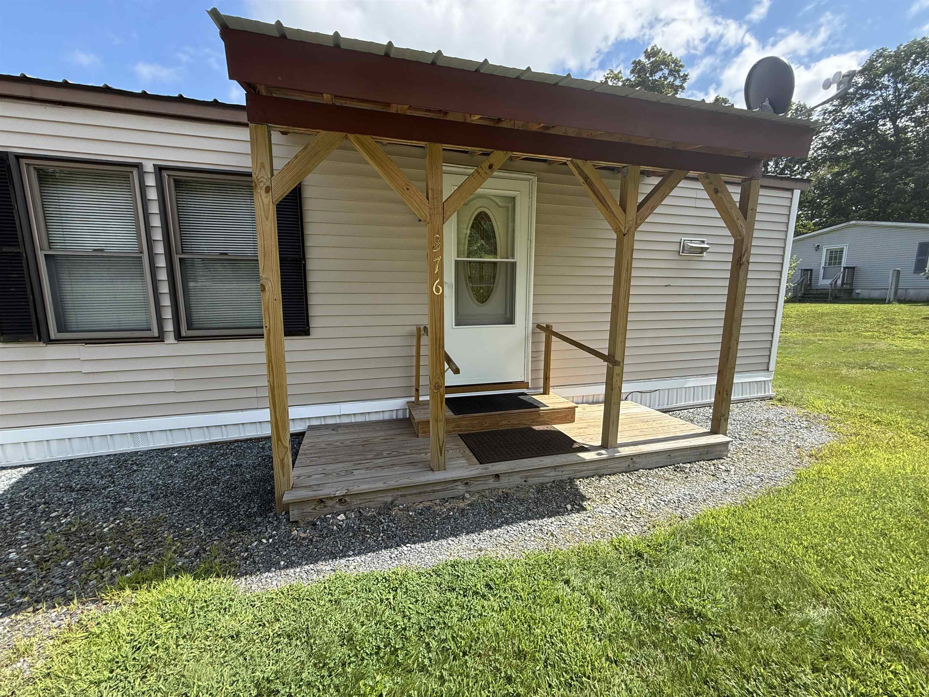 2nd image of 376 Chestnut St, Claremont, NH 03743 | MLS# 5105532