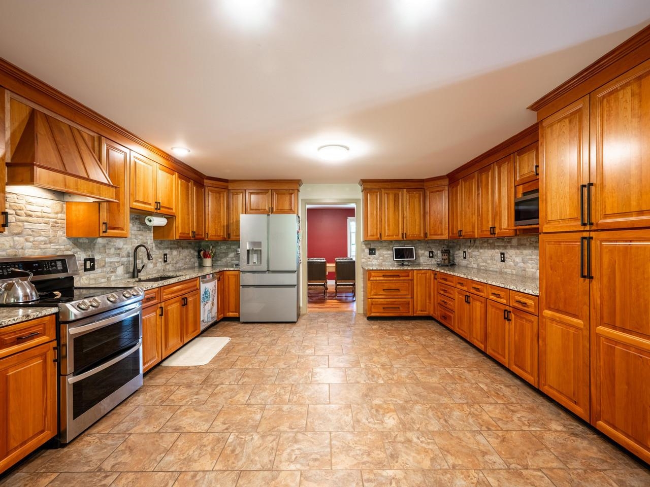 No shortage of kitchen storage
