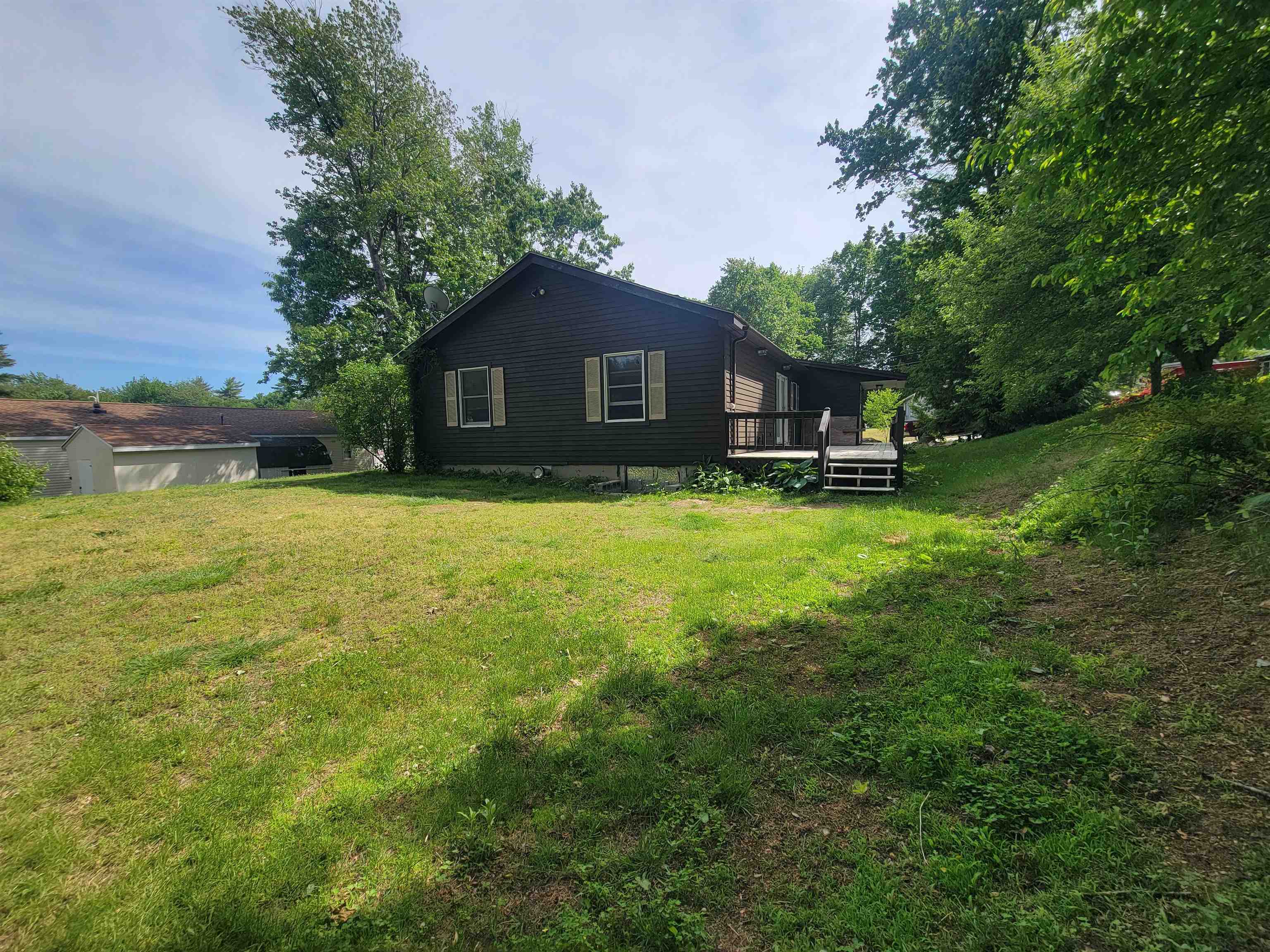 12 Chestnut Circle, Loudon, NH photo 3