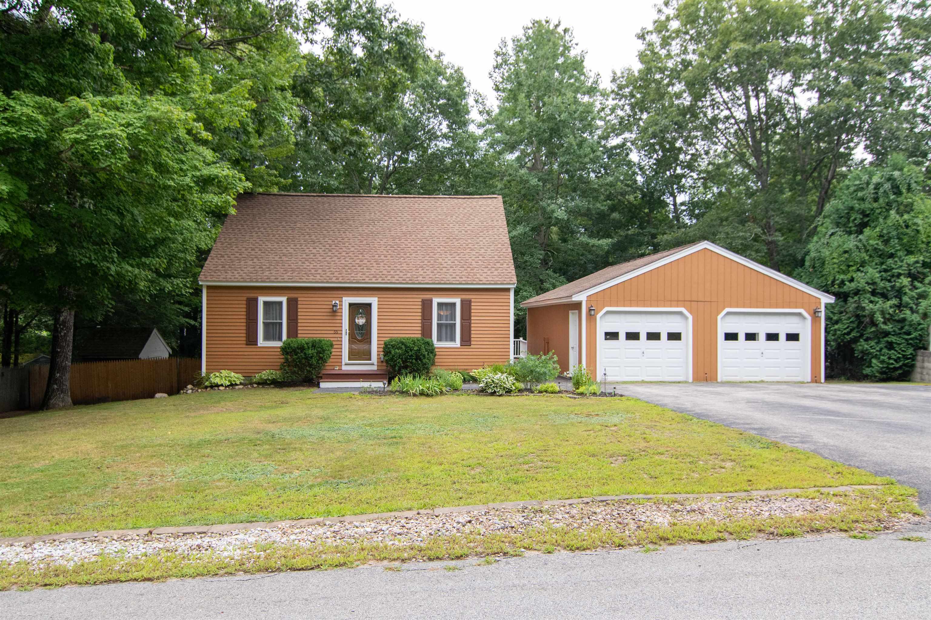 66 Dorothy Dr, Epping, NH 03042
