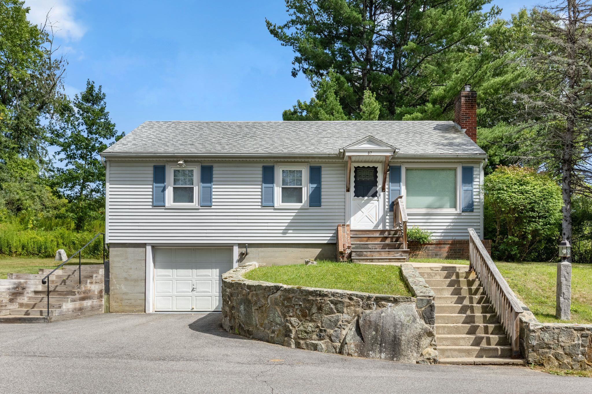 2nd image of 87 Piscataqua Rd, Durham, NH 03824 | MLS# 5105673