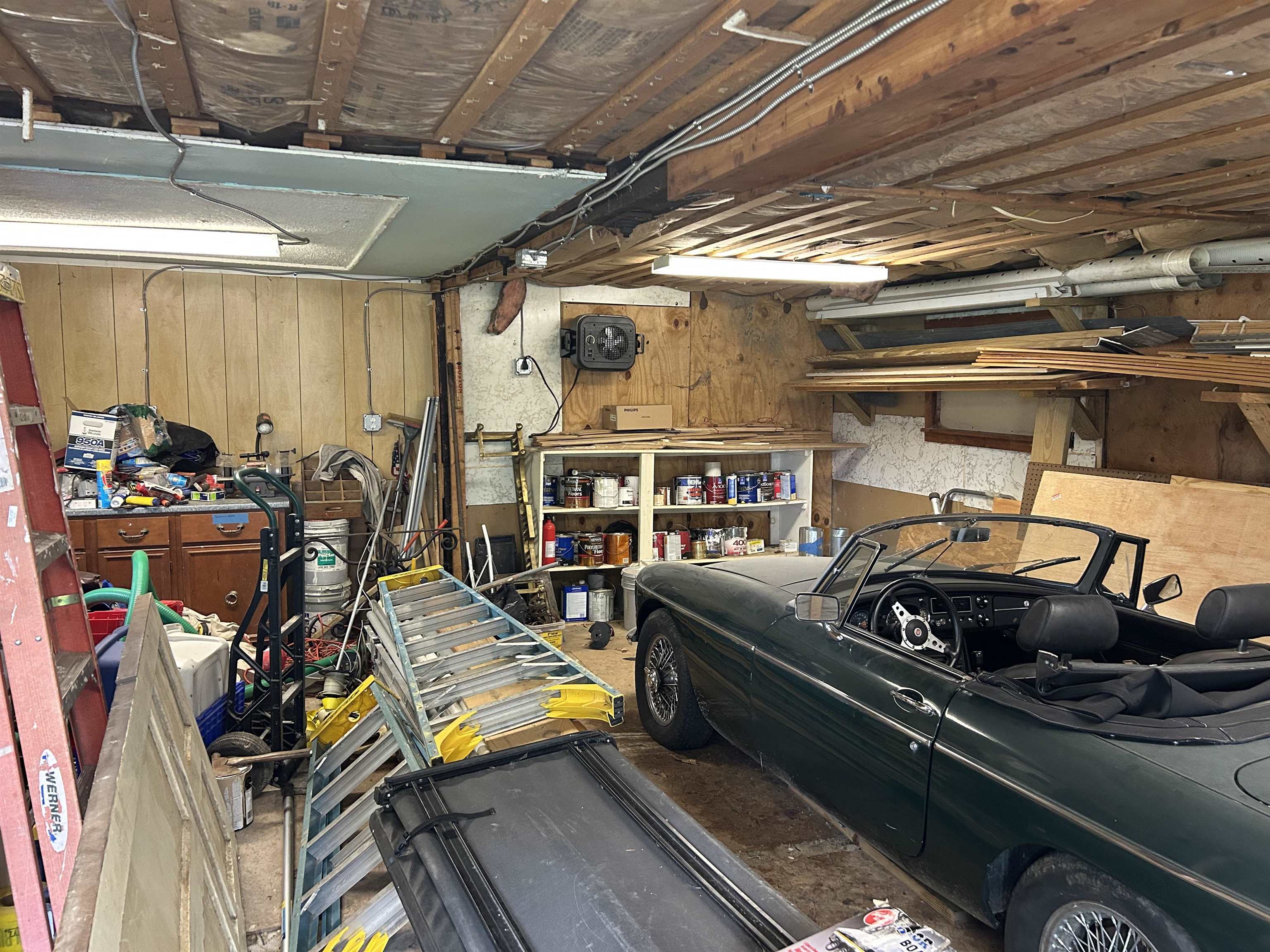 work shop in the shed