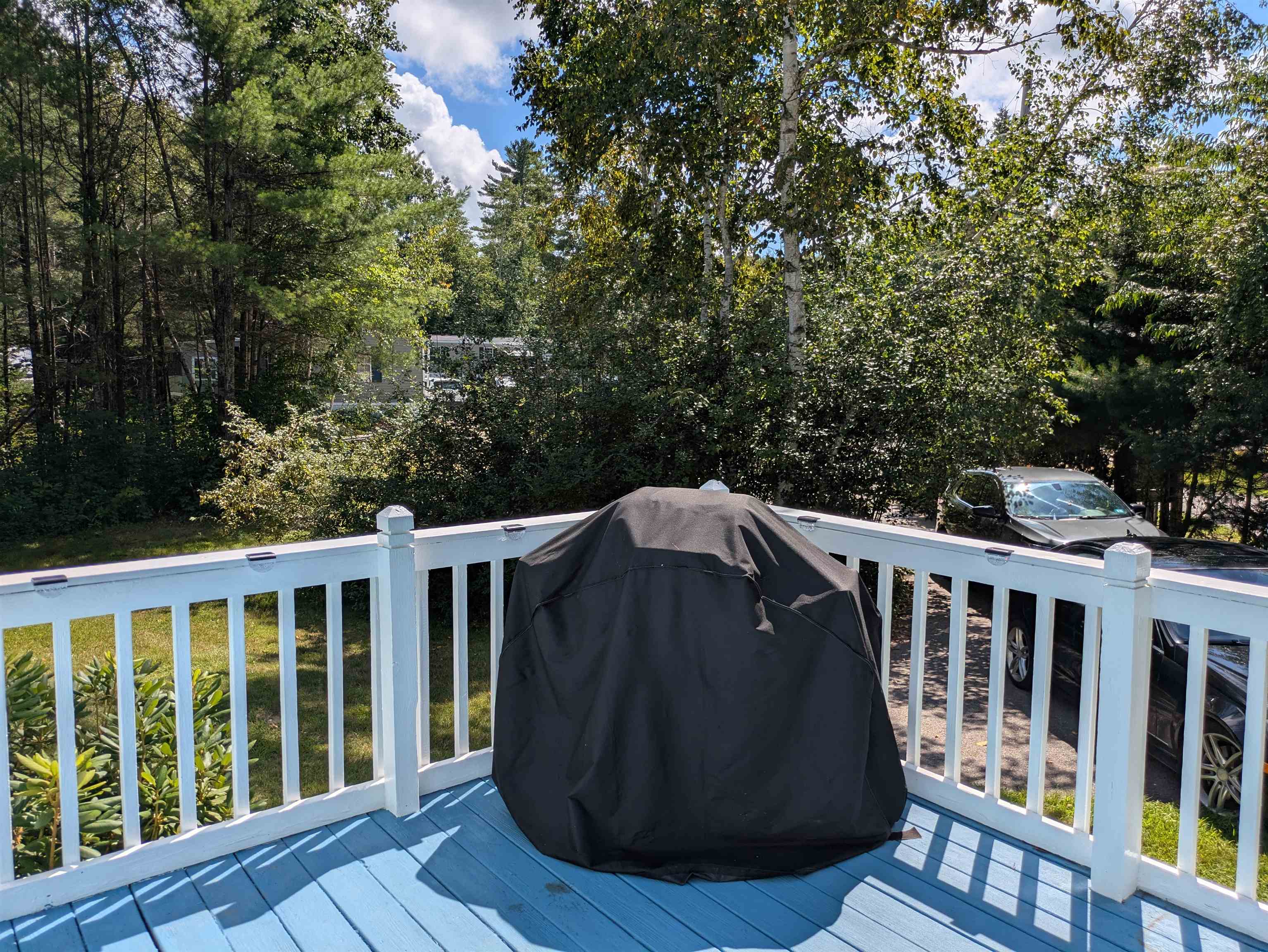23 Valley Dr, Belmont, NH 03220