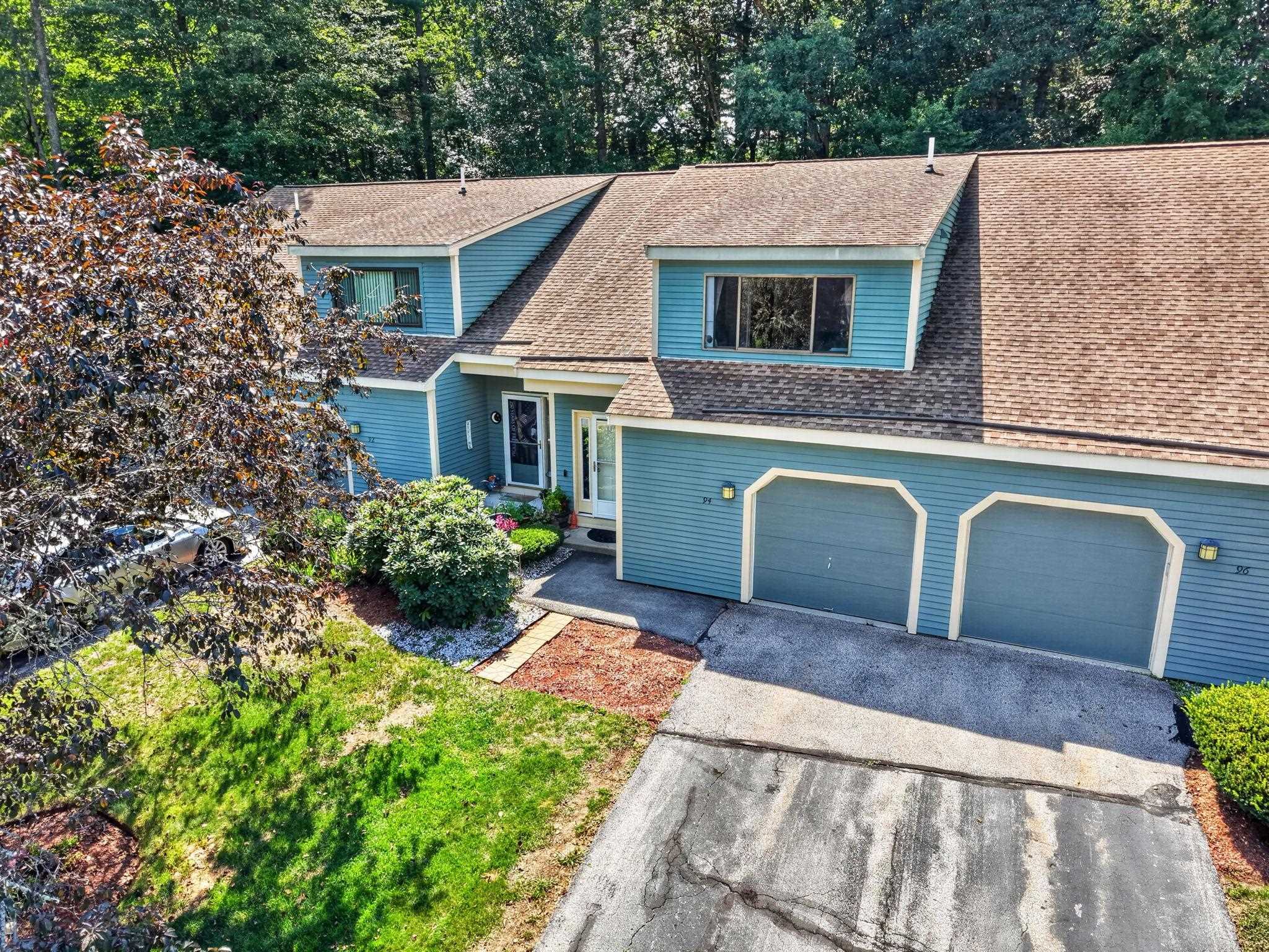 94 Indian Rock Rd, Merrimack, NH 03054