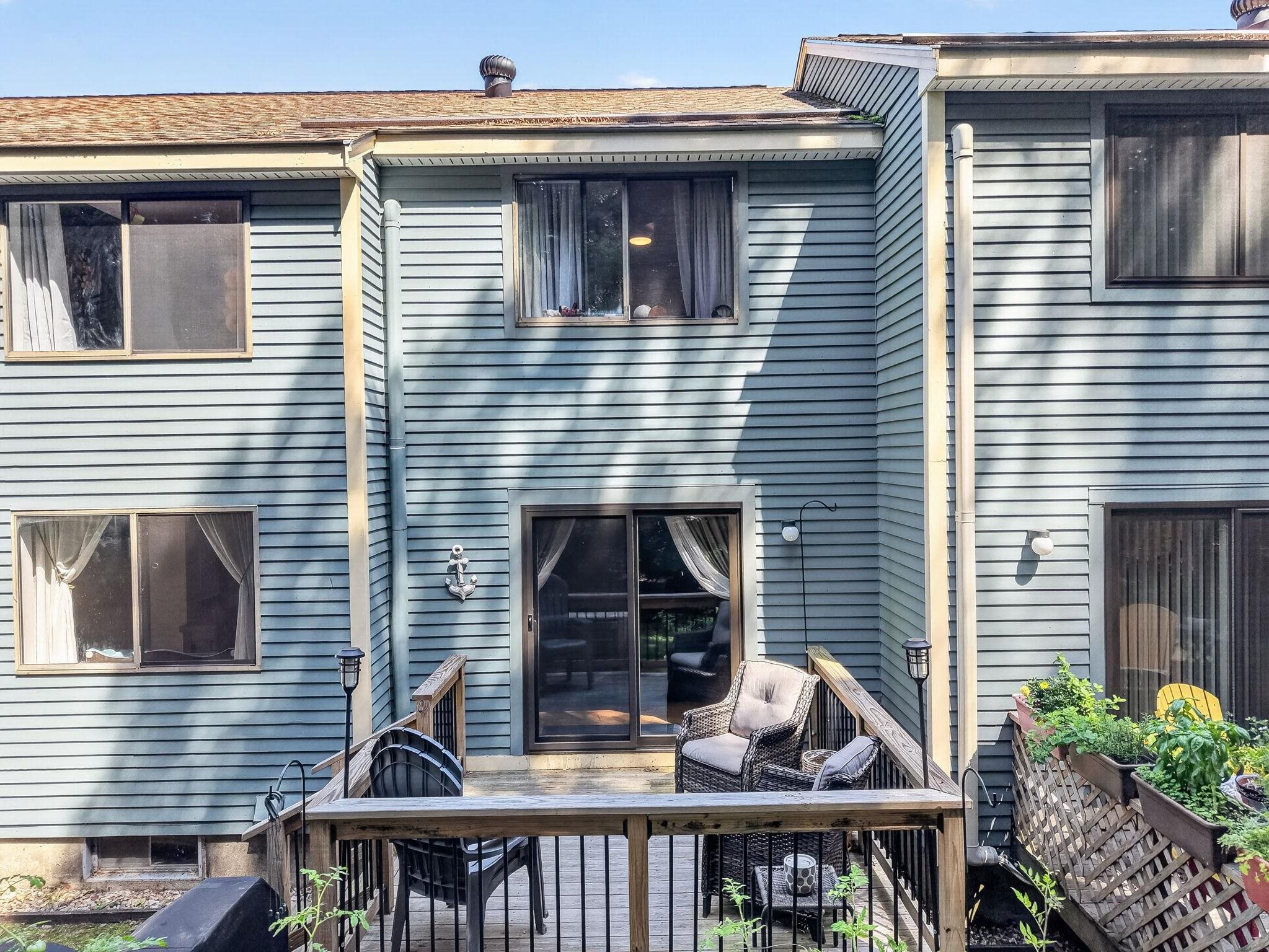 94 Indian Rock Rd, Merrimack, NH 03054