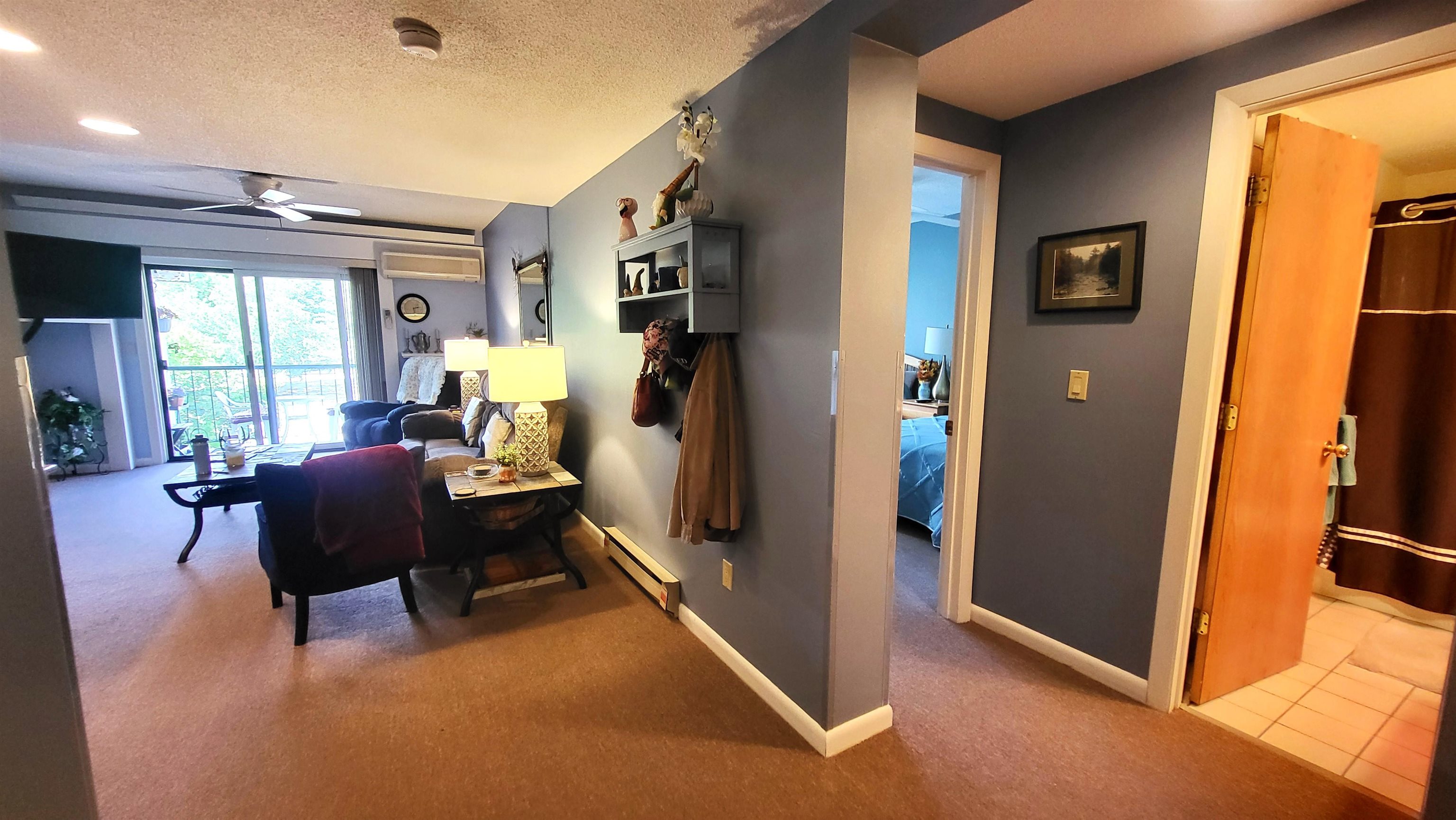 48 Cooper Memorial Dr #207, Lincoln, NH 03251