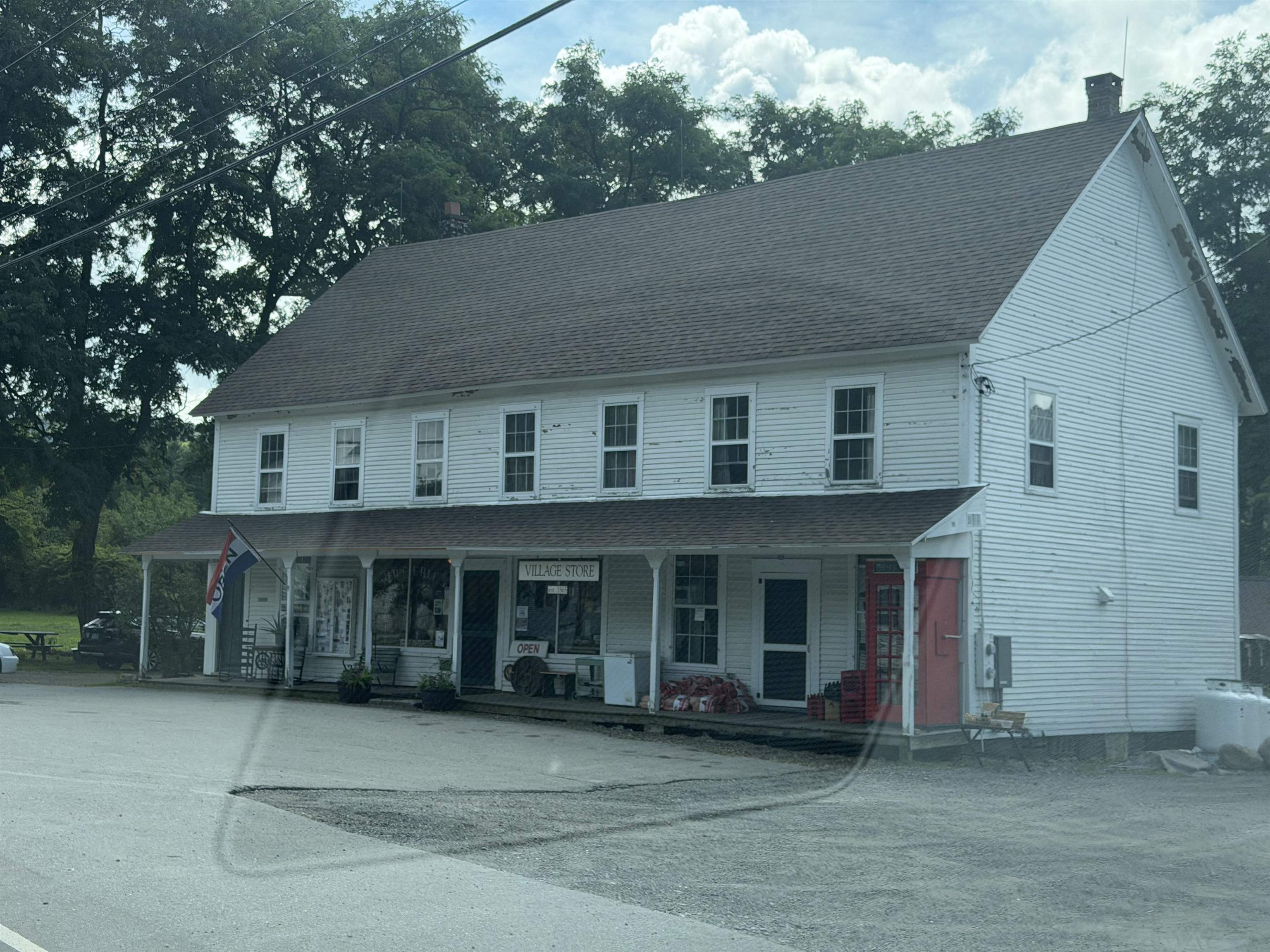 South Acworth Village Store 26031965