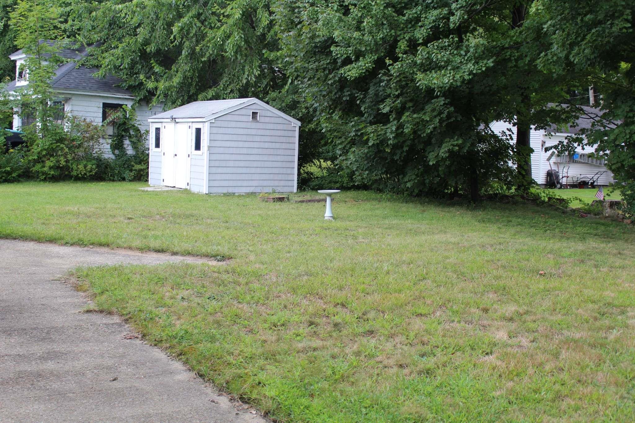 12 Joffre St, Goffstown, NH 03102