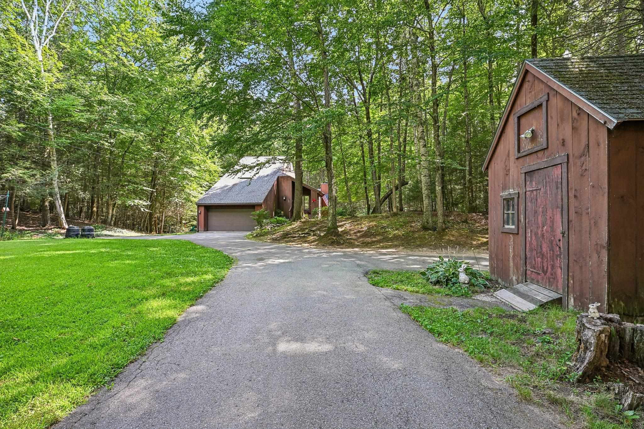 41 Starwood Dr, Hampstead, NH 03841