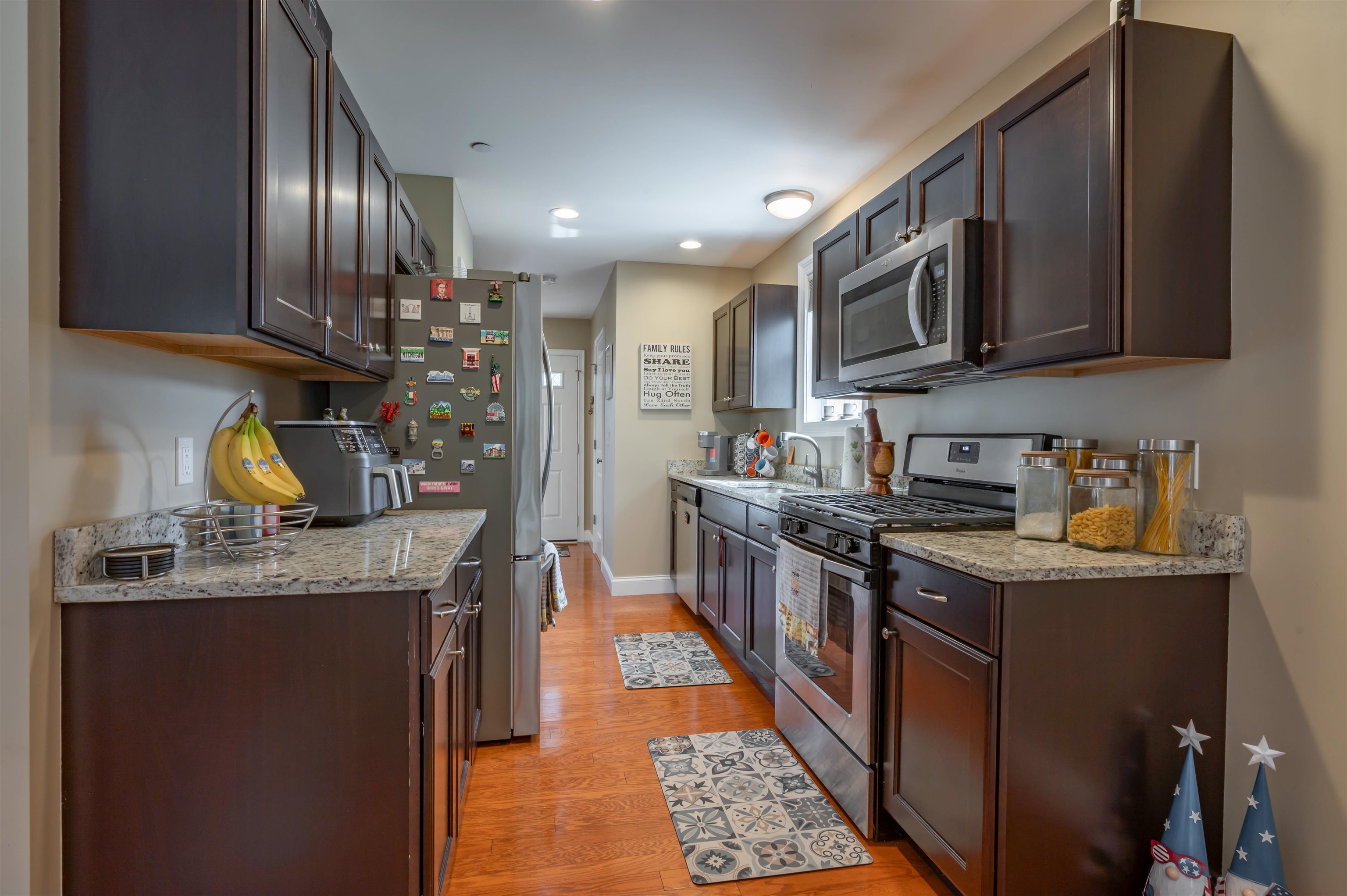 77 Deerwood Dr #A, Nashua, NH 03063