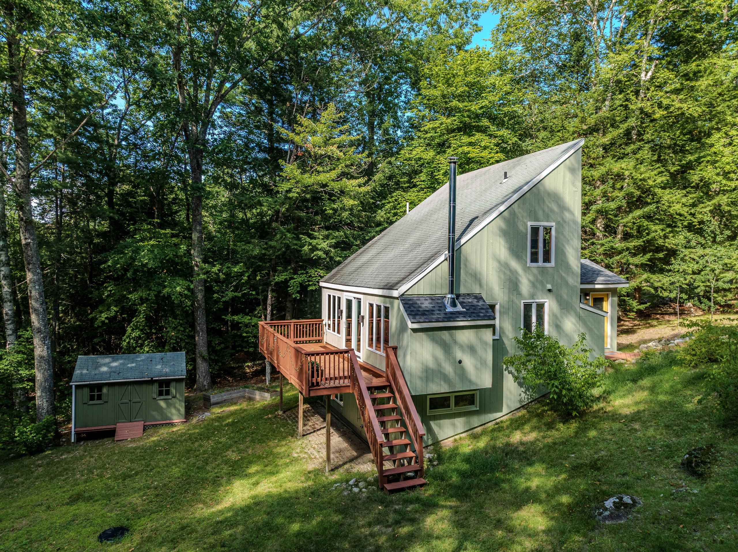 246 Snowood Dr, Thornton, NH 03285