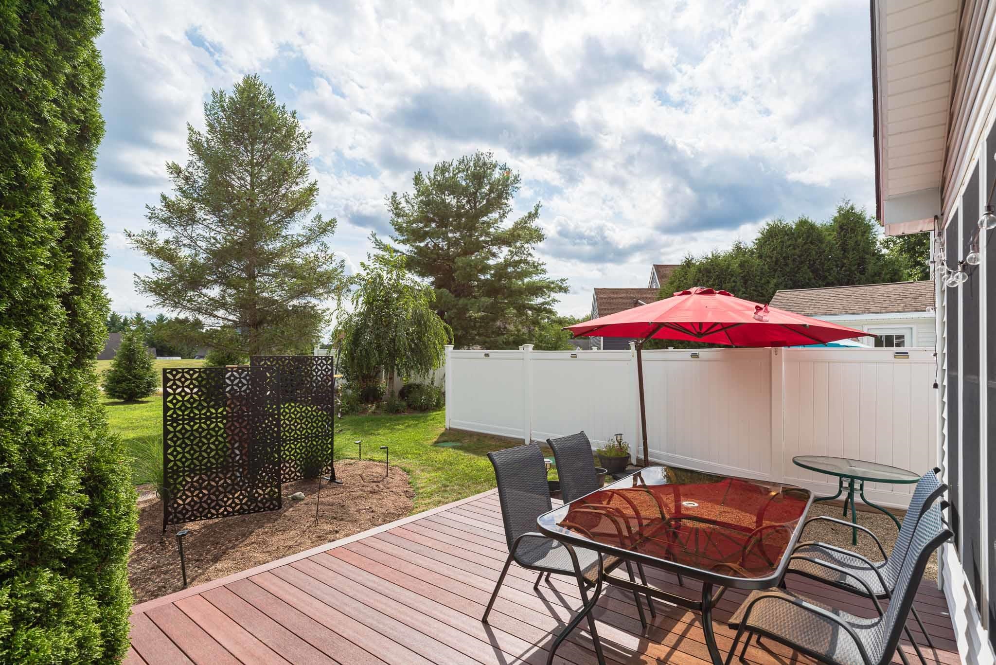 22 Eastrdige Dr, Peterborough, NH 03458