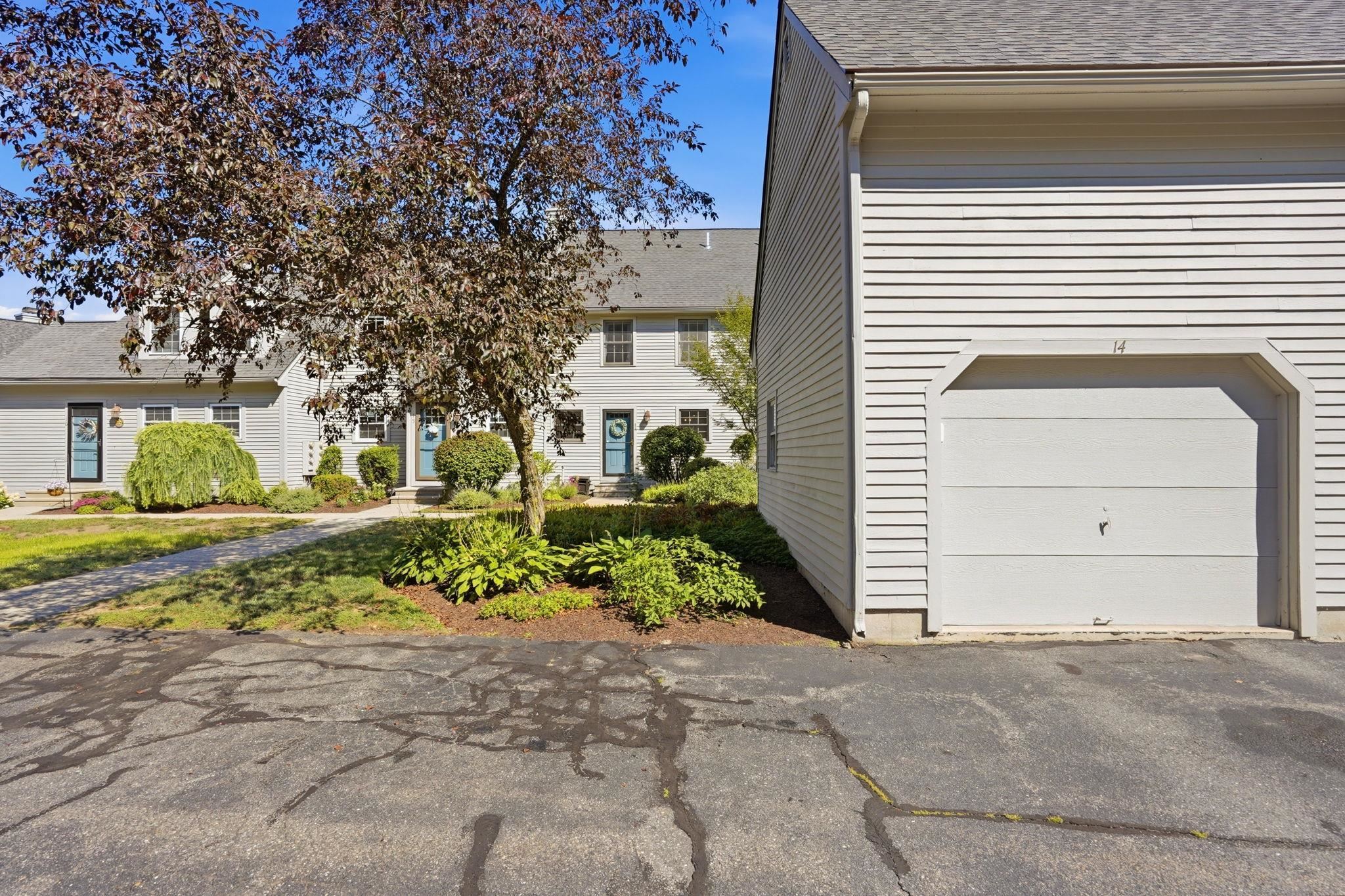 6 Veterans Rd #14, Amherst, NH 03031
