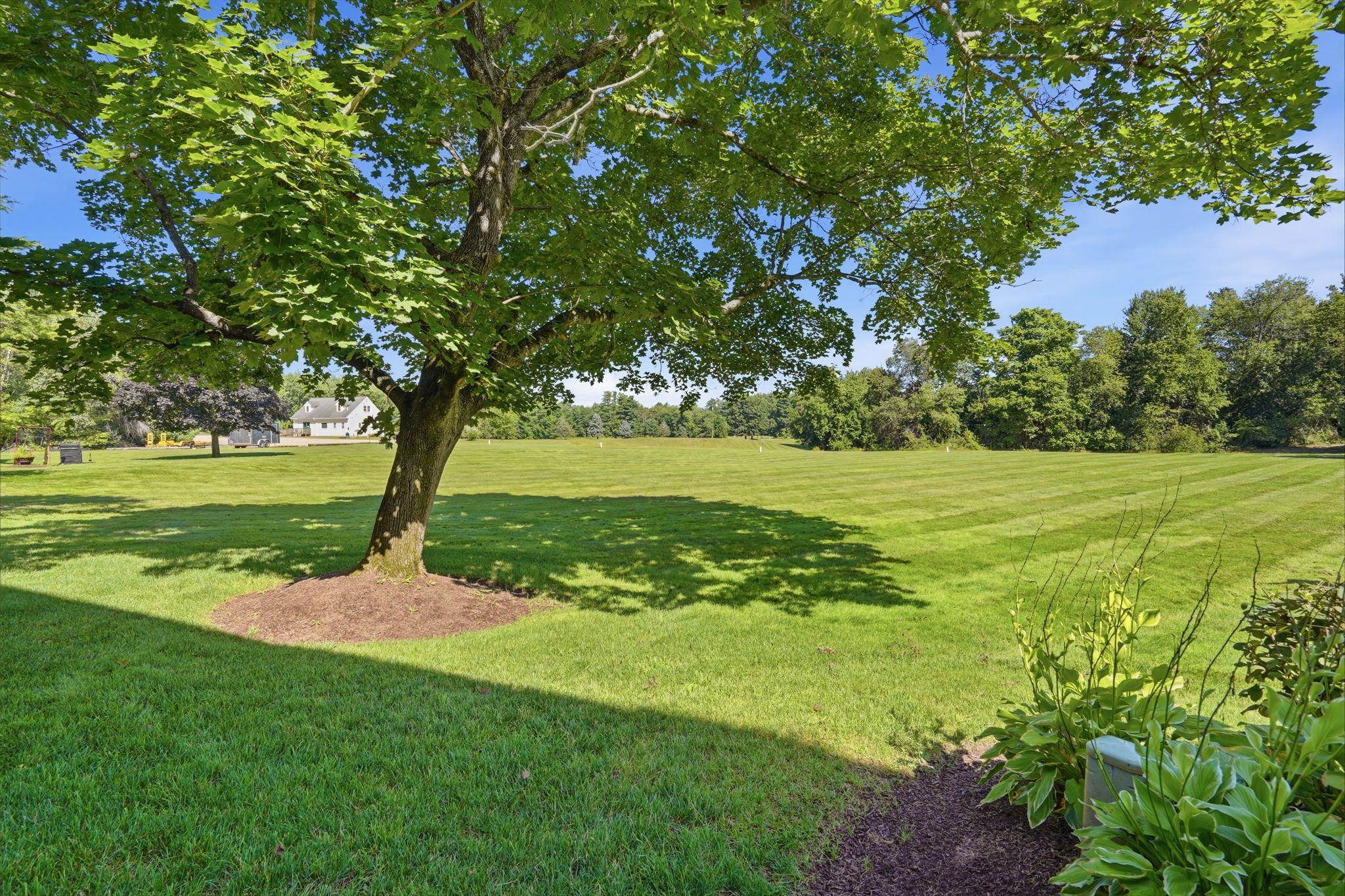 6 Veterans Rd #14, Amherst, NH 03031
