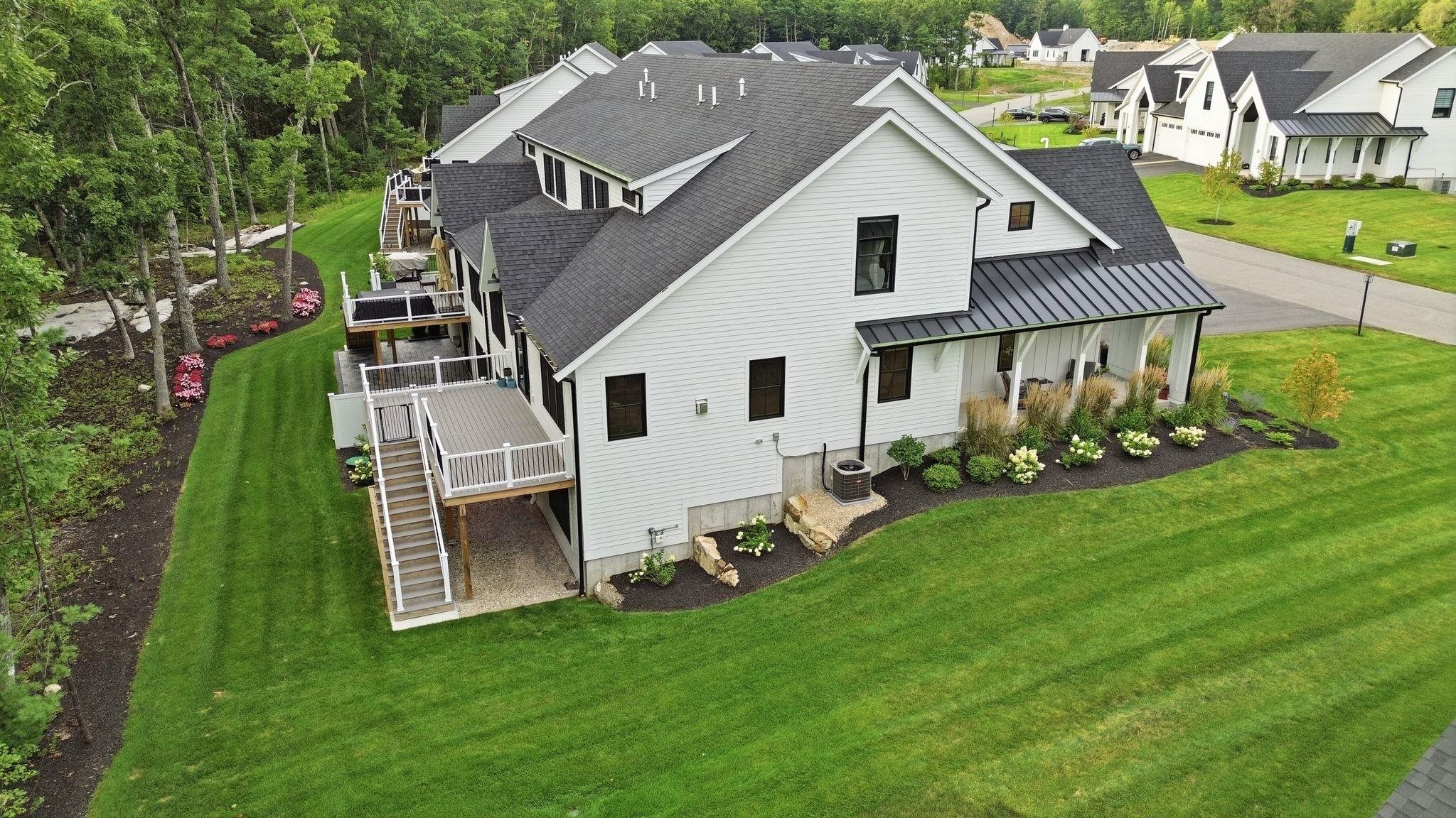 33 Trails Edge Rd, Windham, NH 03087