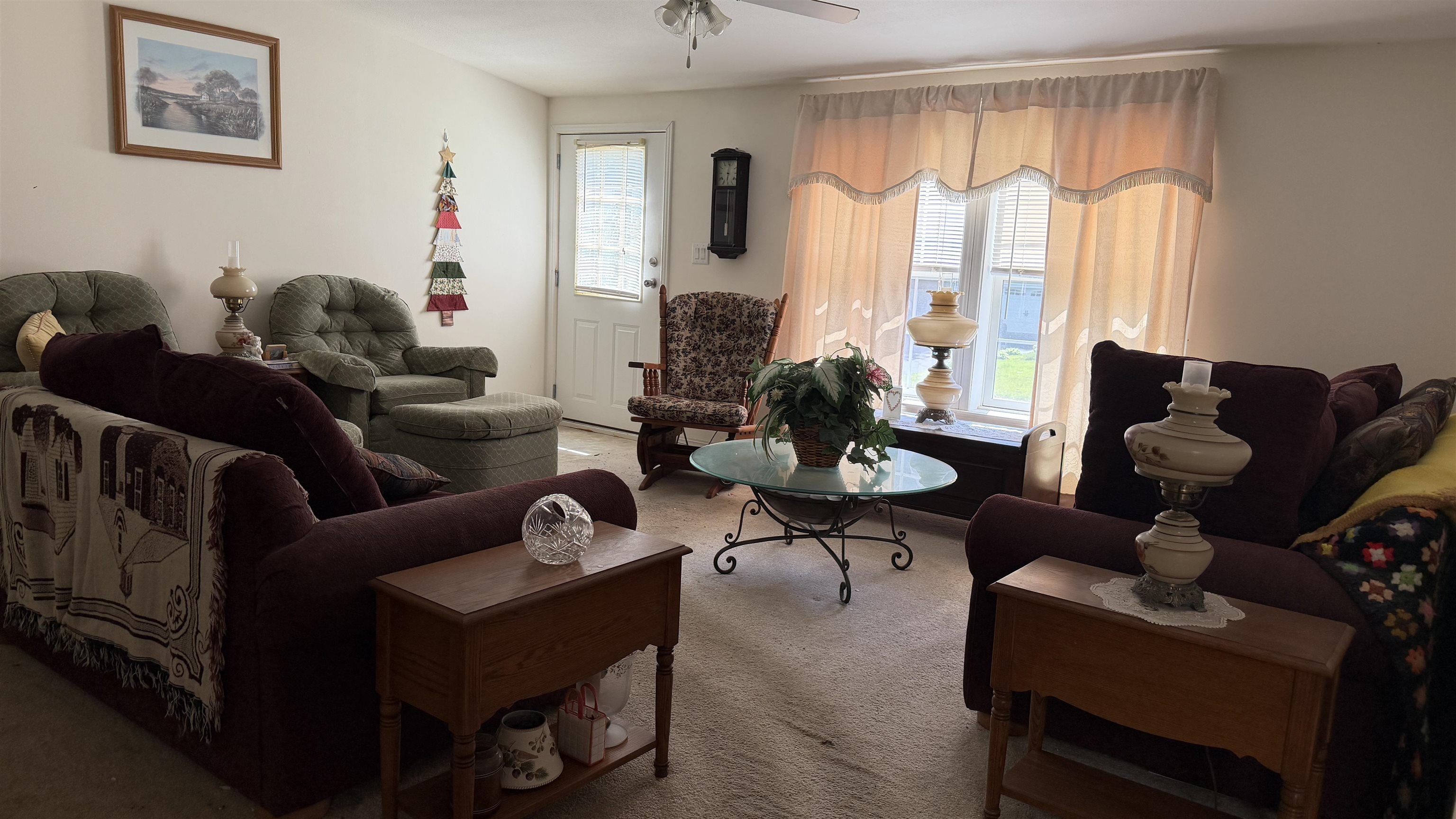 31 Osprey Rd, Alton, NH 03809
