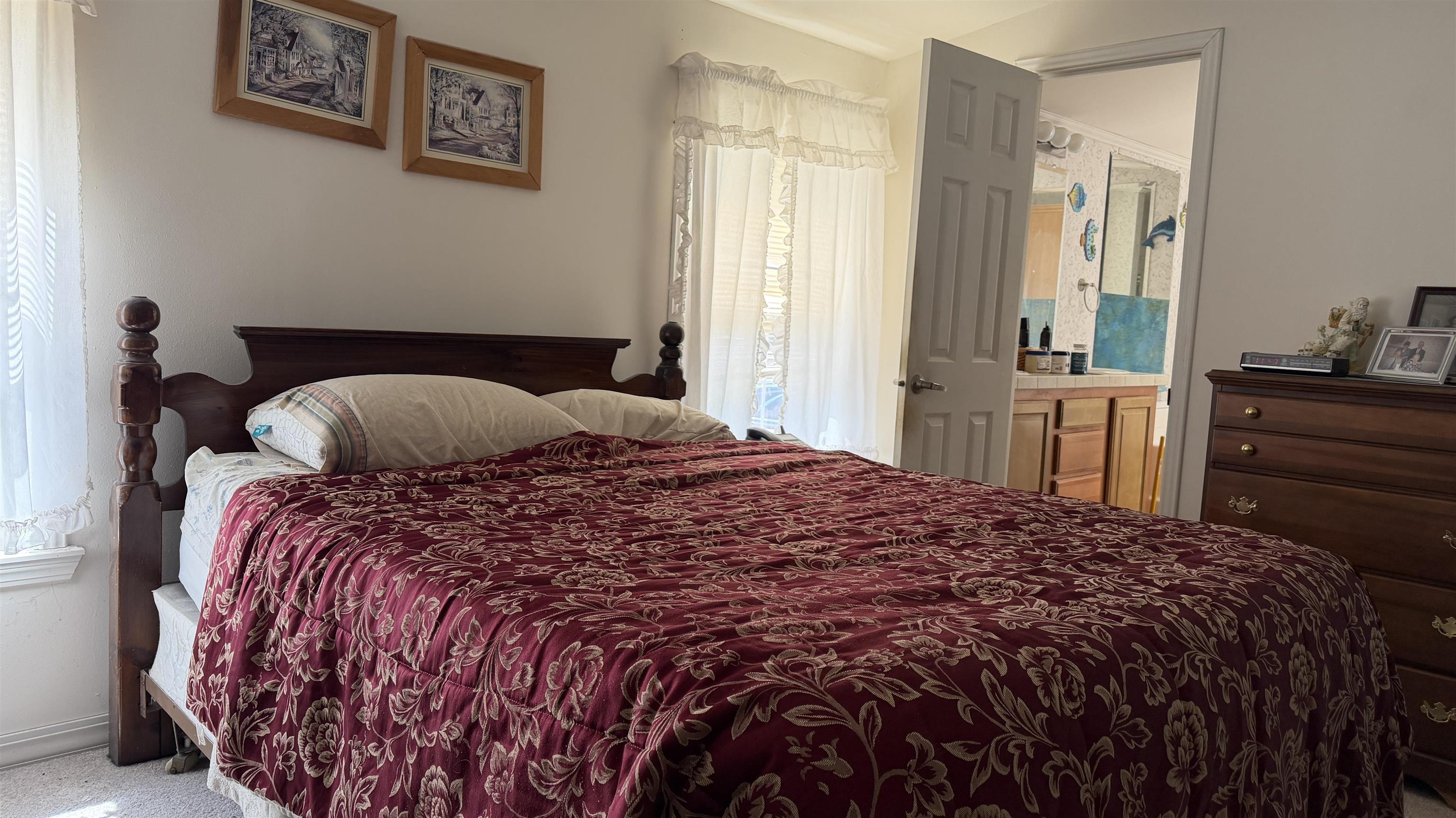 31 Osprey Rd, Alton, NH 03809