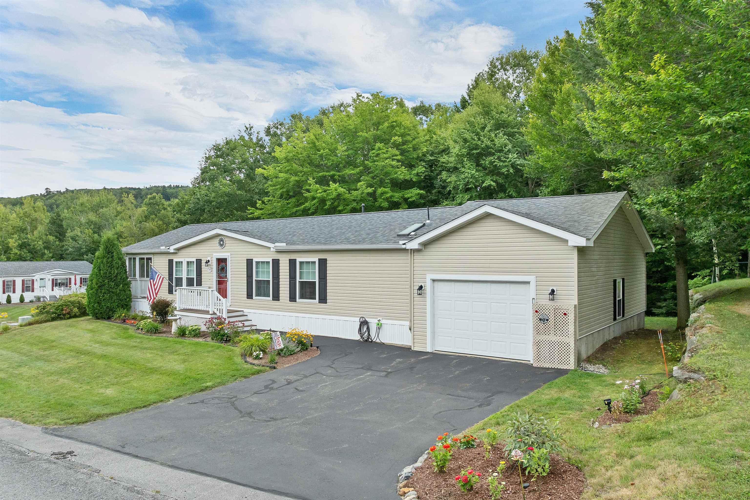 712 Darby Drive, Laconia, NH photo 2