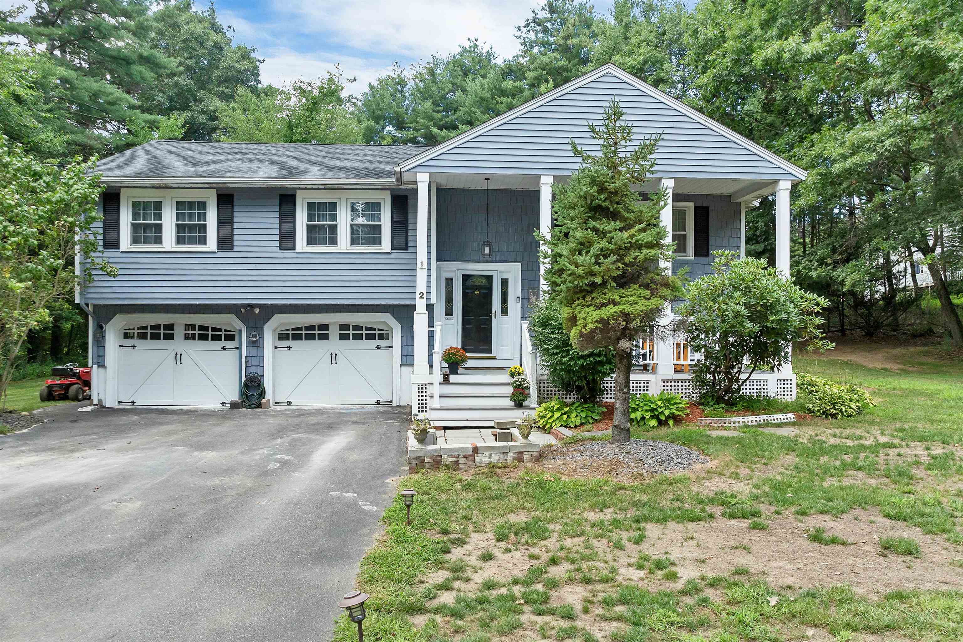 2 Forest St, Londonderry, NH 03053