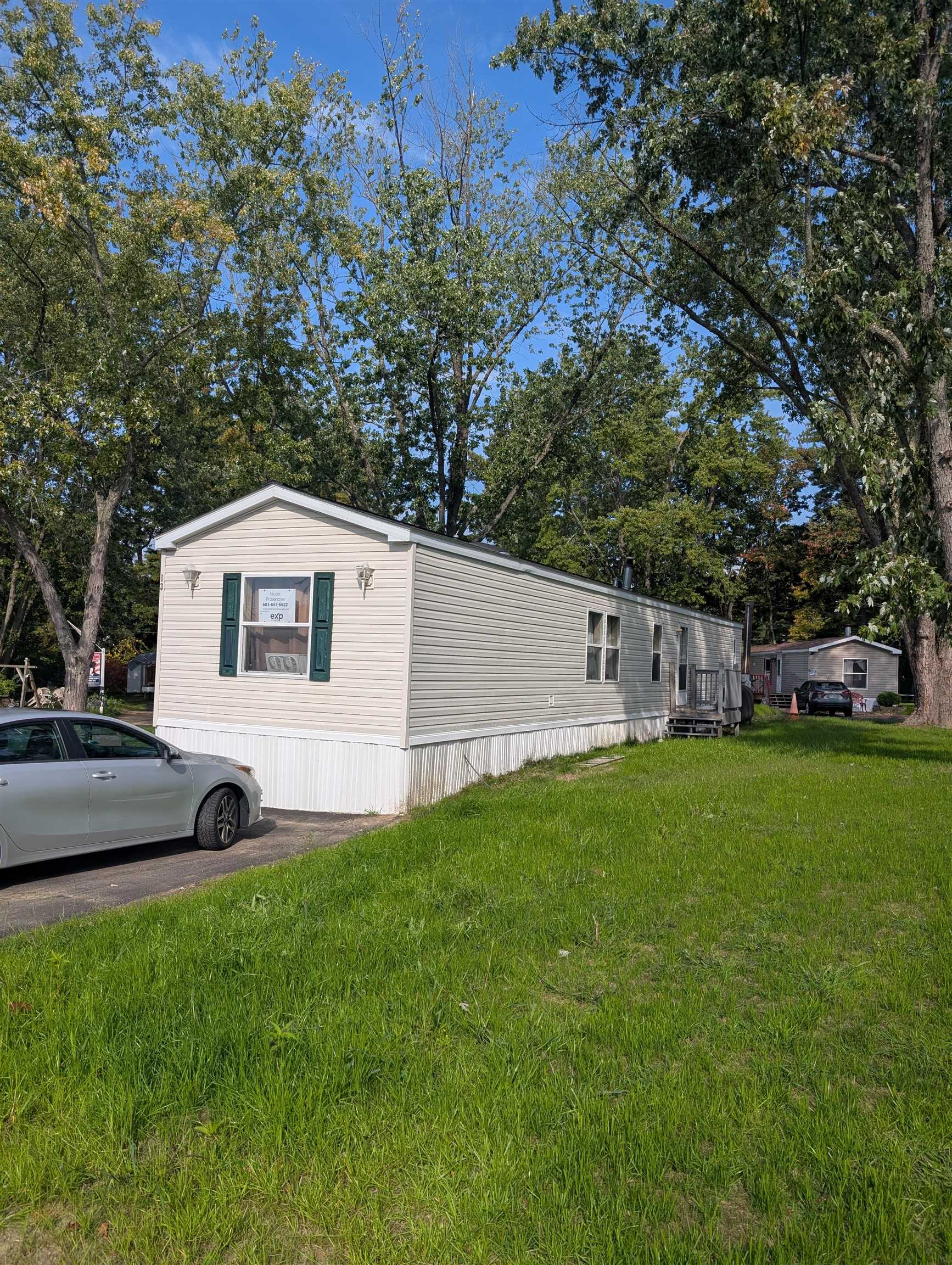 Photo 3 of Manufactured home for sale at 69 Manchester St #13, Concord, NH 03301 | MLS# 5105833 | Listing updated on 2026-10-03