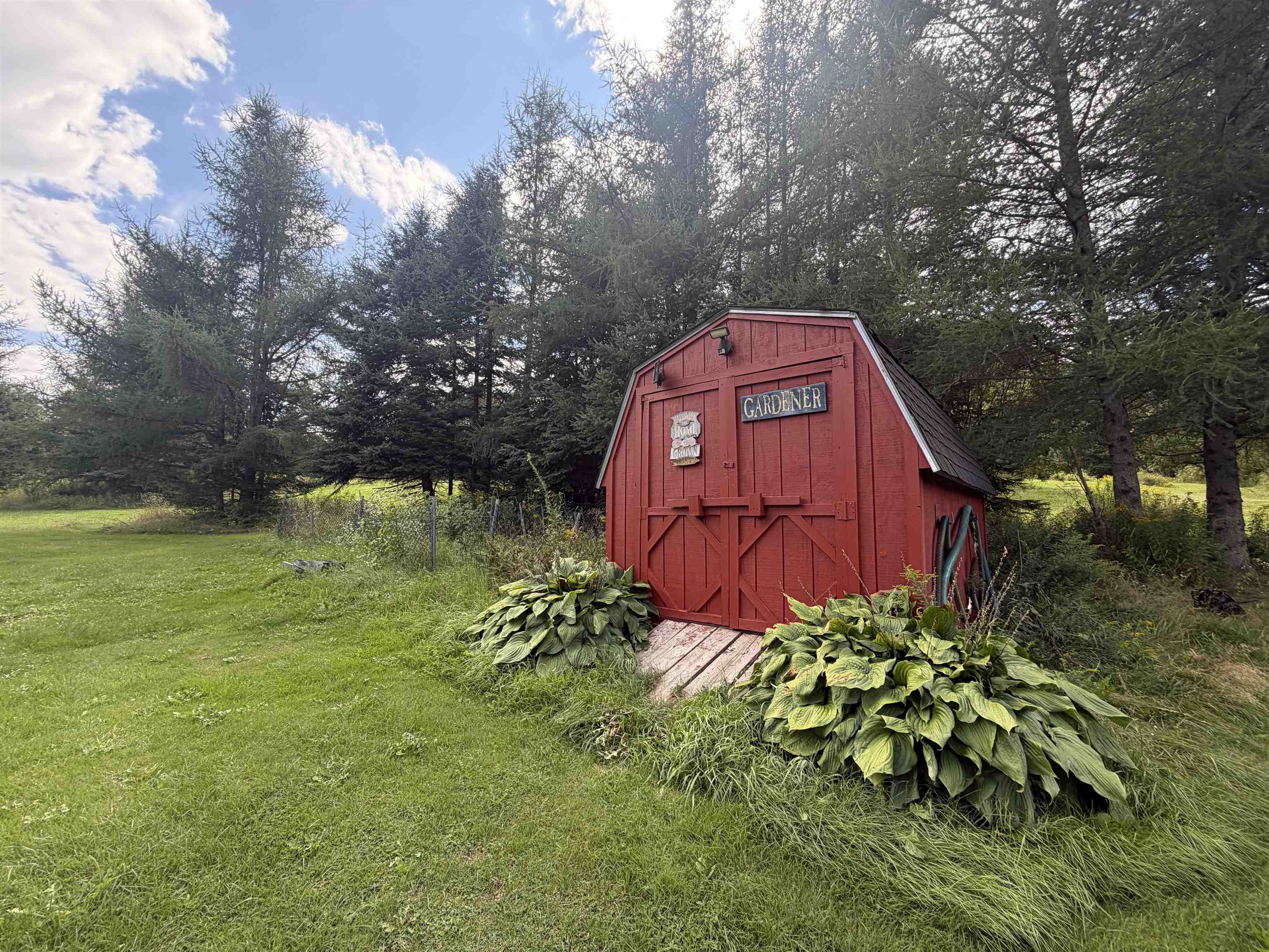 933 Milan Rd, Milan, NH 03588
