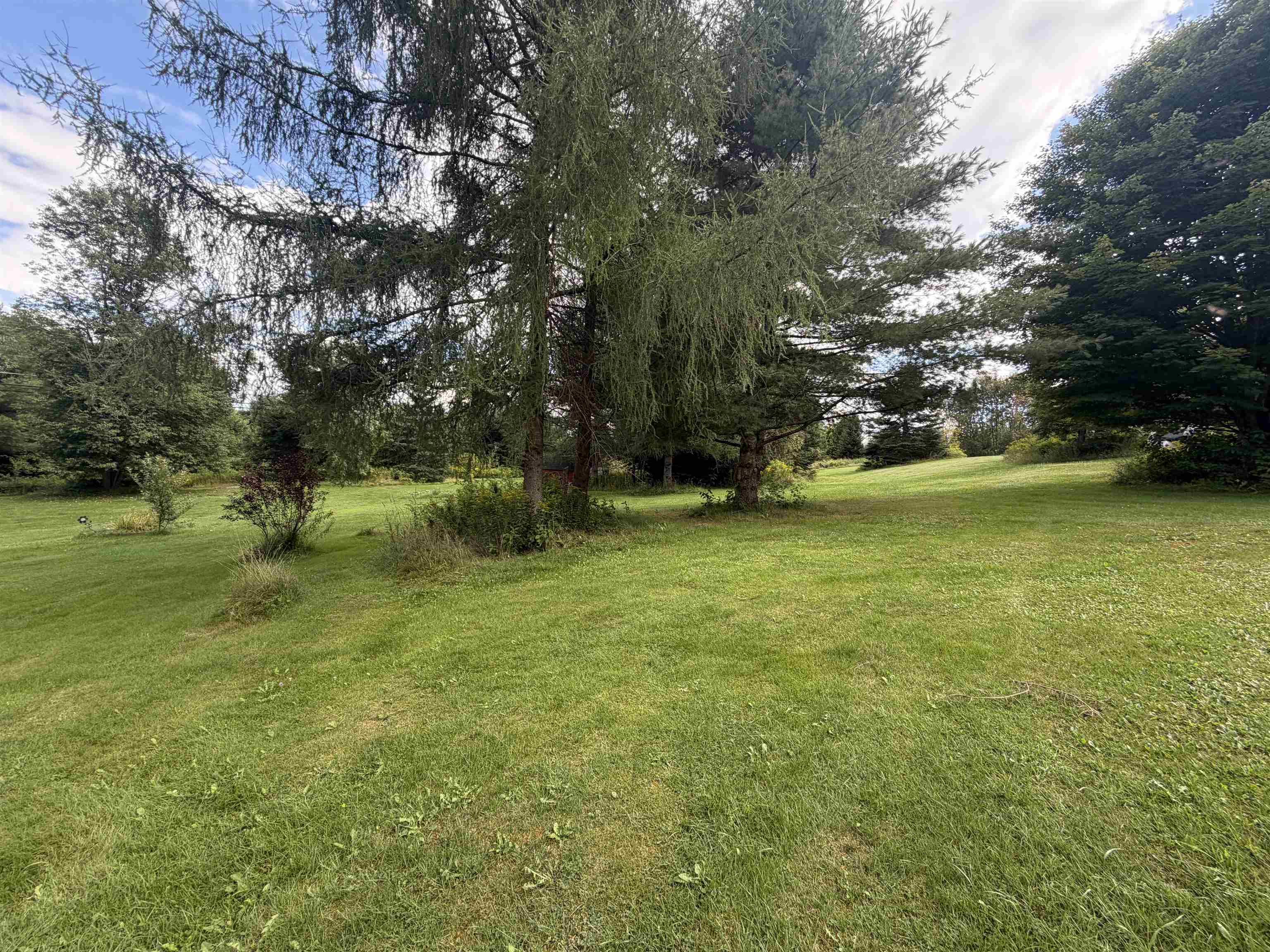933 Milan Rd, Milan, NH 03588