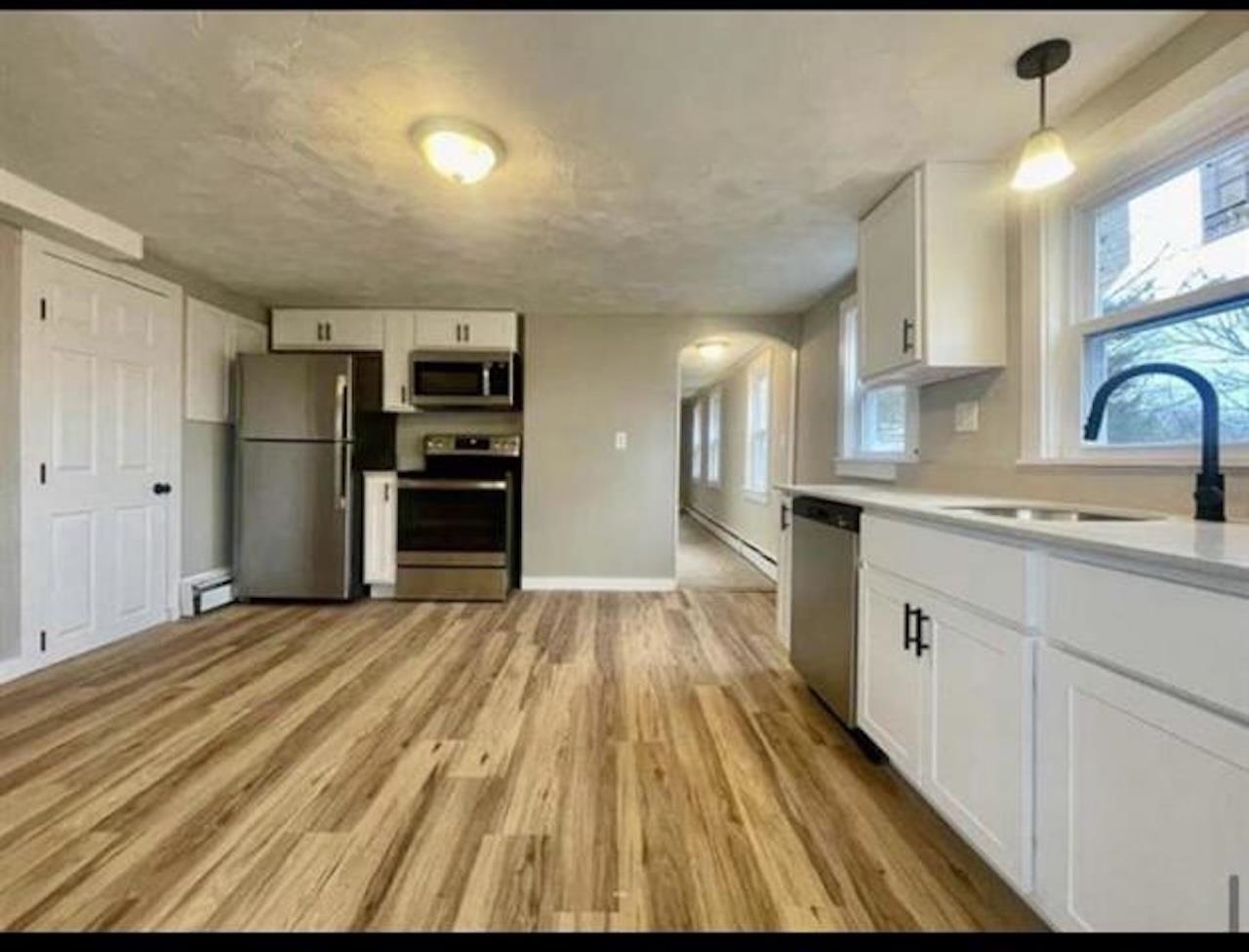 15 Watson St, Pittsfield, NH 03263
